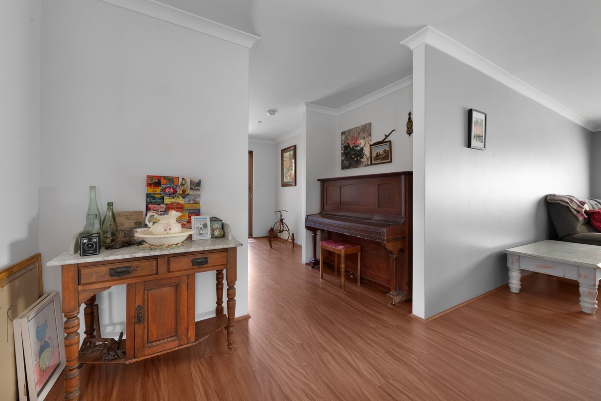 38 Spinnaker Way, Drummond Cove, WA 6532