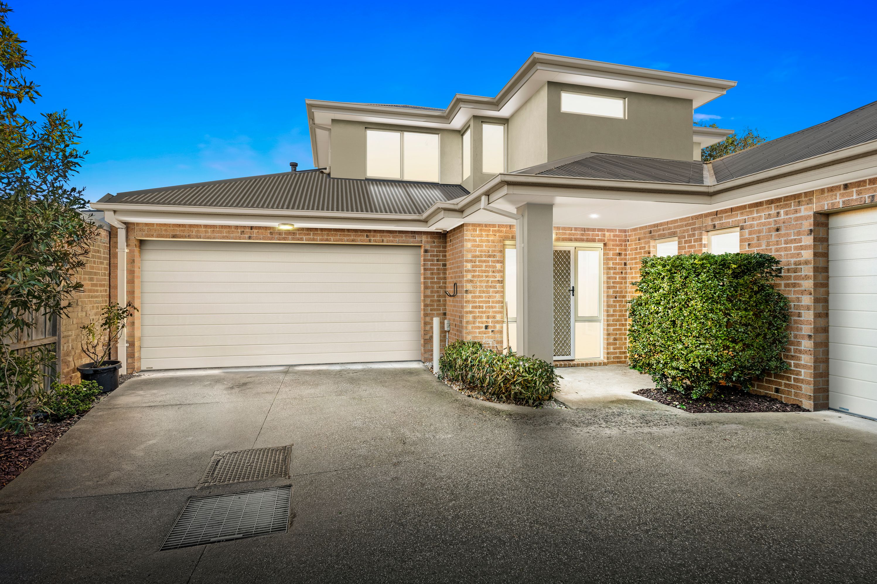 9 Kelvin Grove, South Morang VIC 3752