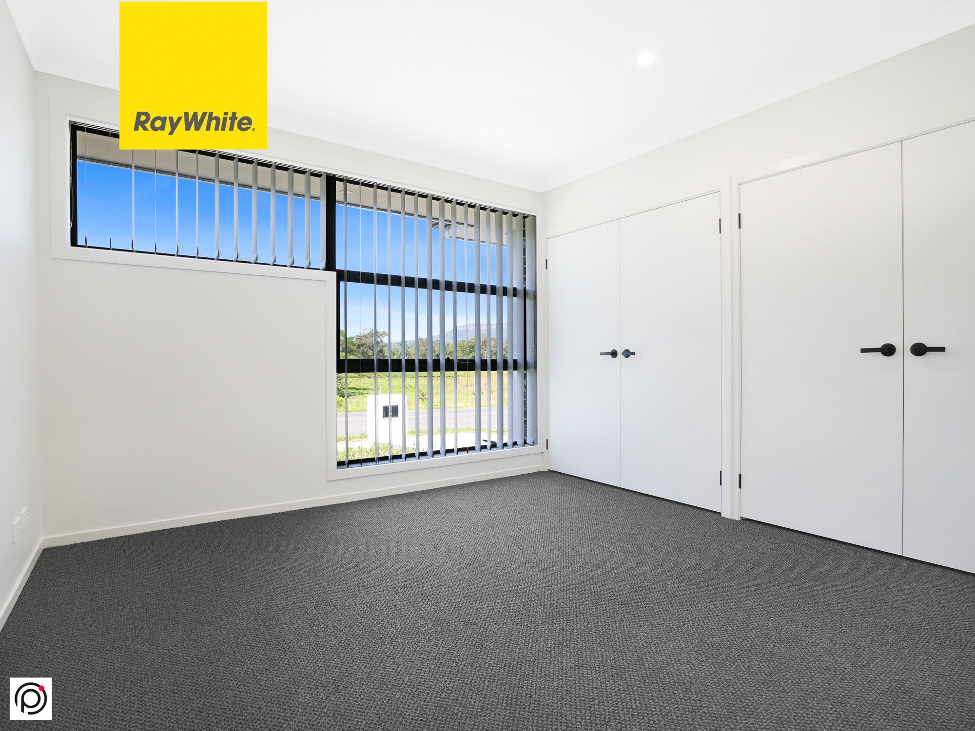 192 Sheaffes Road, Kembla Grange, NSW 2526