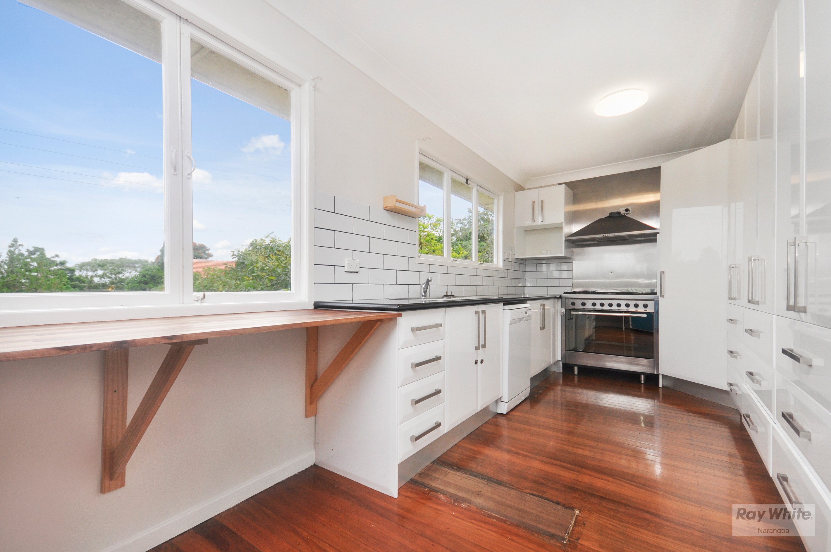 14 Petrie Street, Petrie, QLD 4502