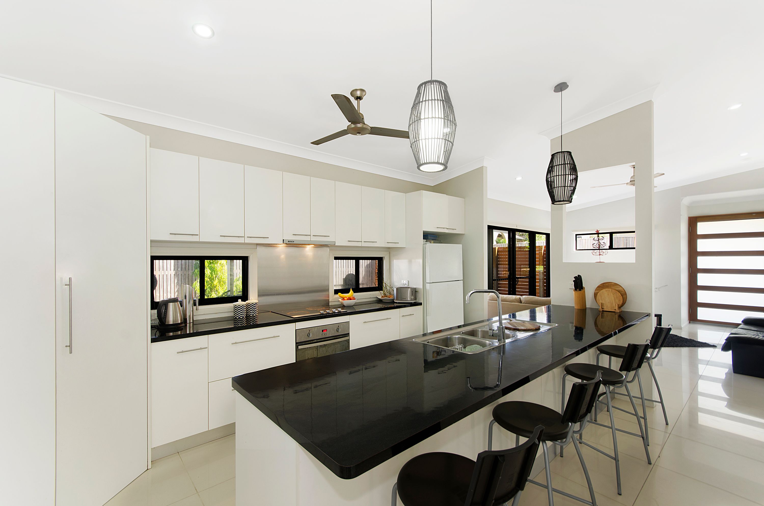 2 Narwee Place — photo 3 of 7