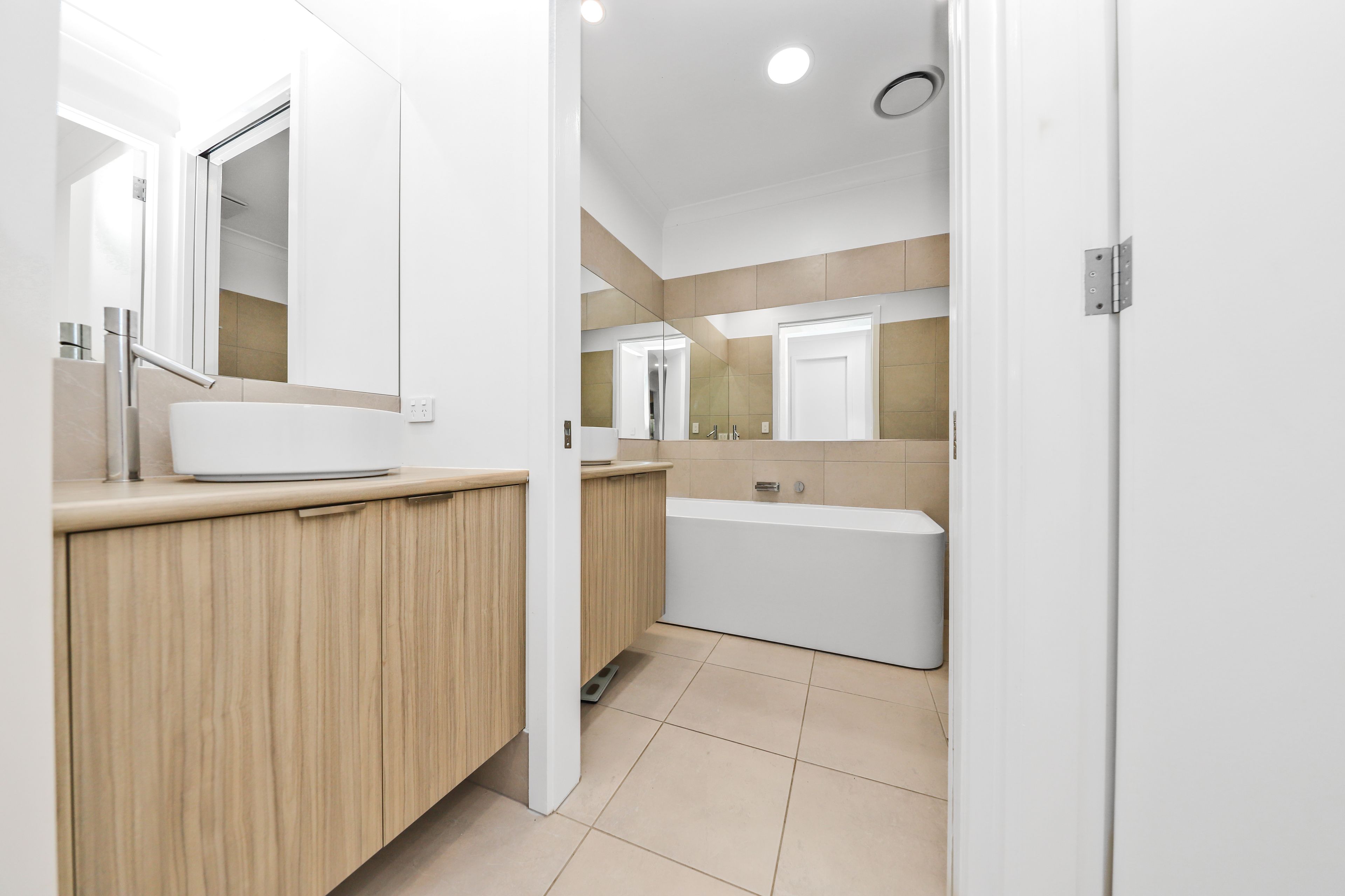 36 Cromwell Street — photo 10 of 27