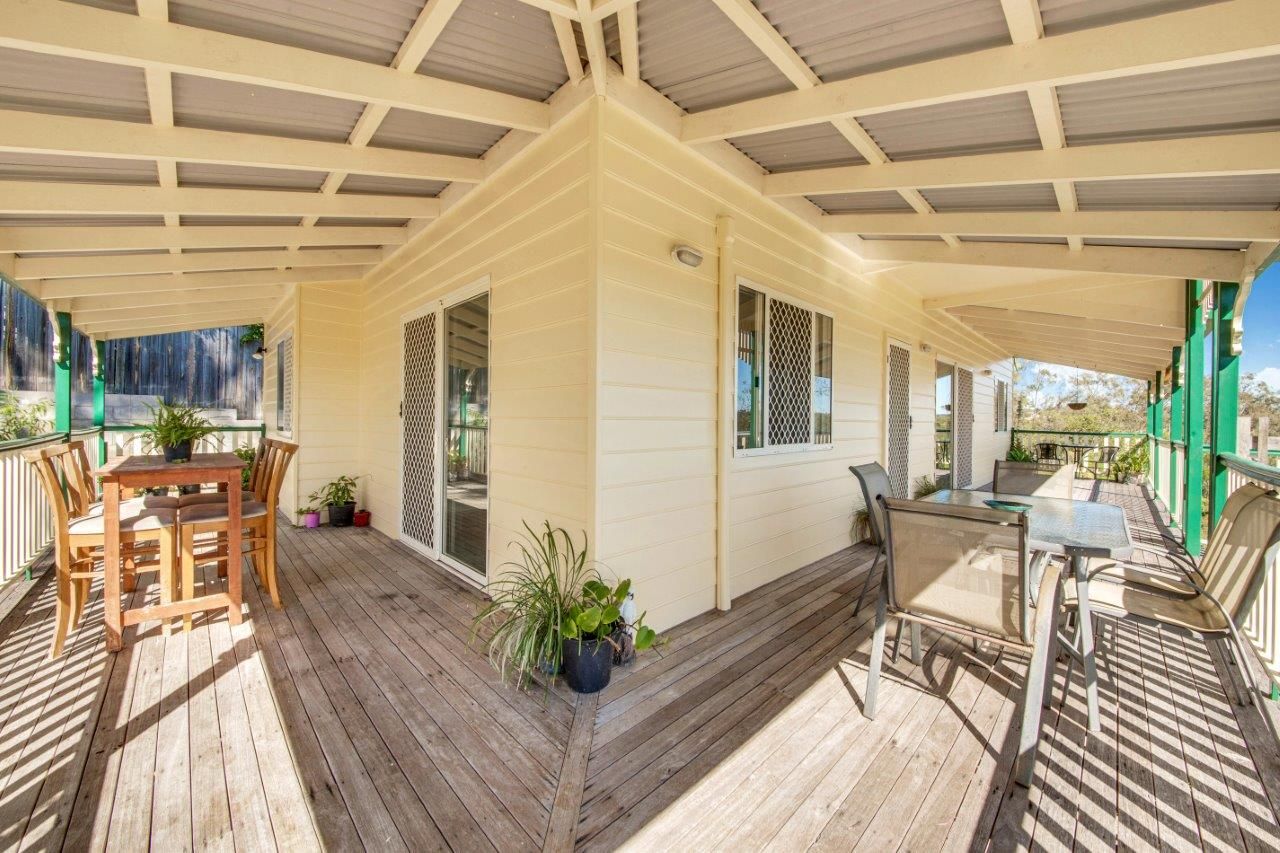 6A Robertson Close, New Auckland, QLD 4680