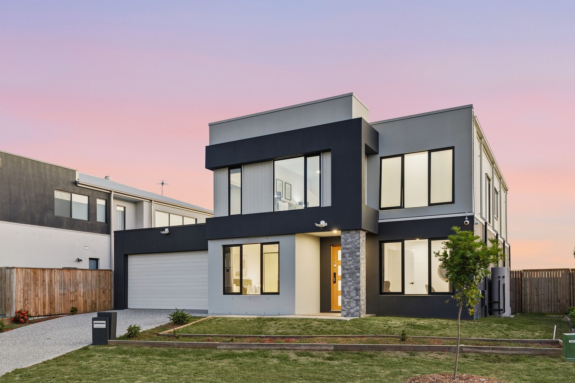 7 Kinwarton Crescent, Calamvale, QLD 4116