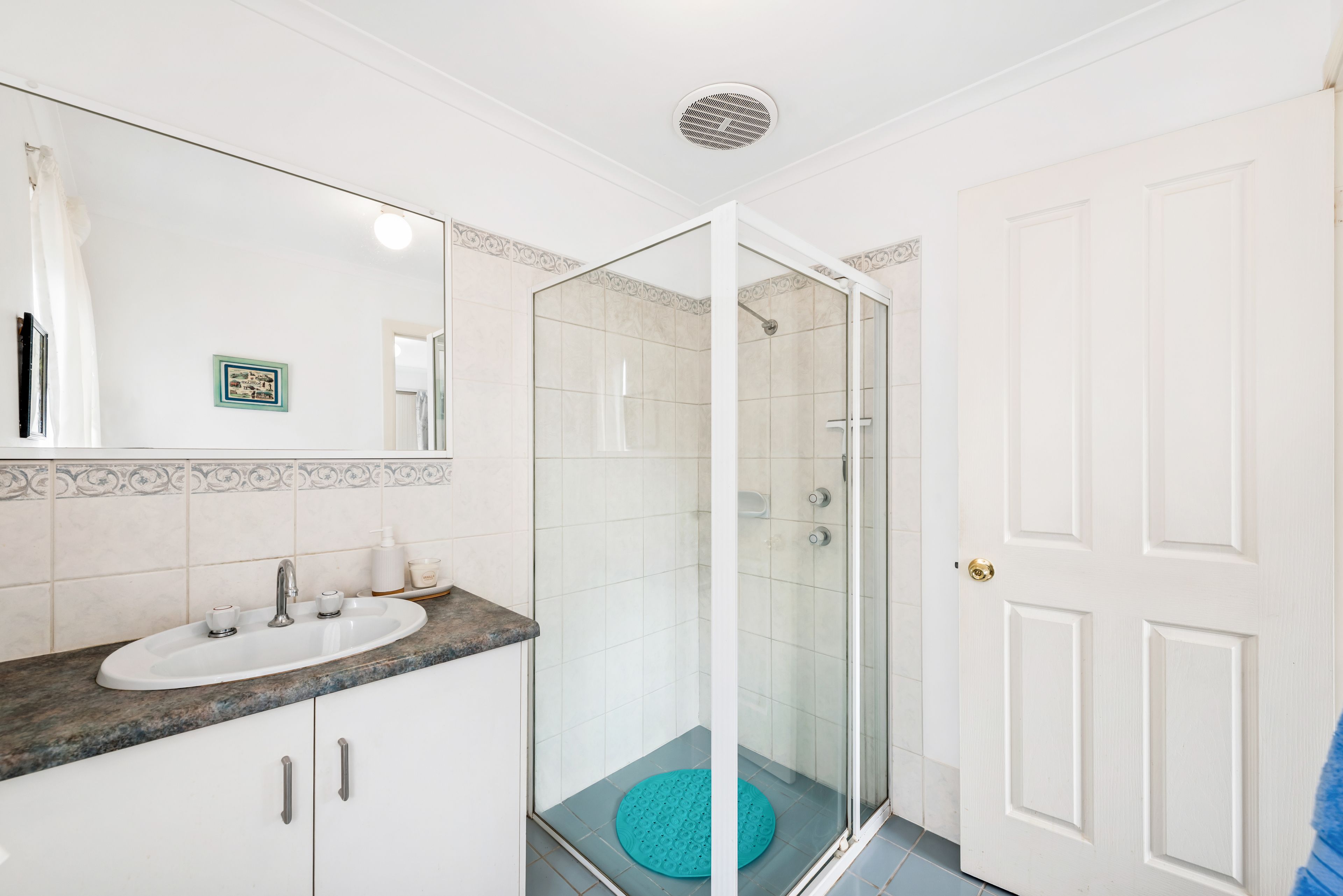 54 Riddoch Crescent — photo 16 of 24