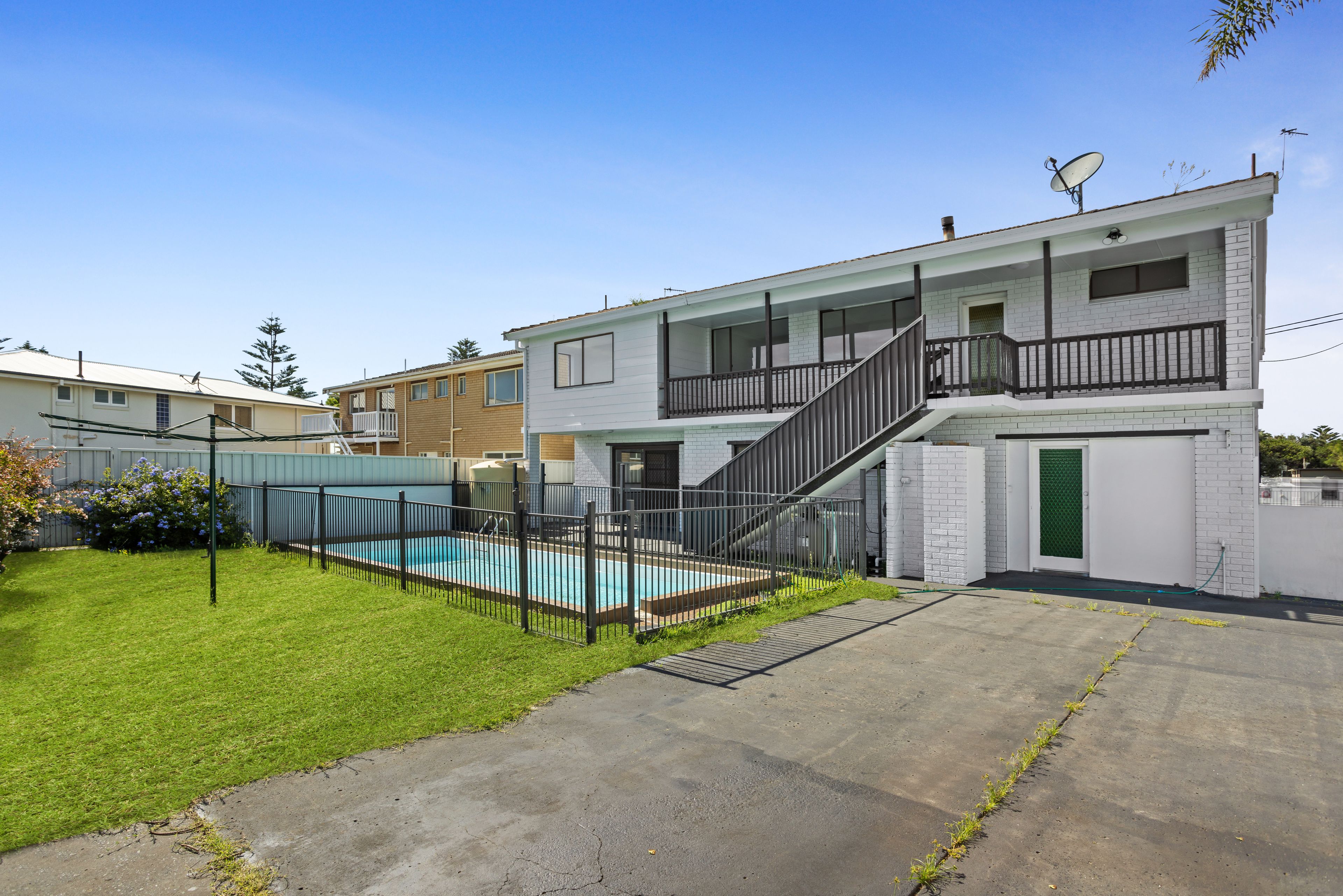 130 Swadling Street — photo 3 of 8