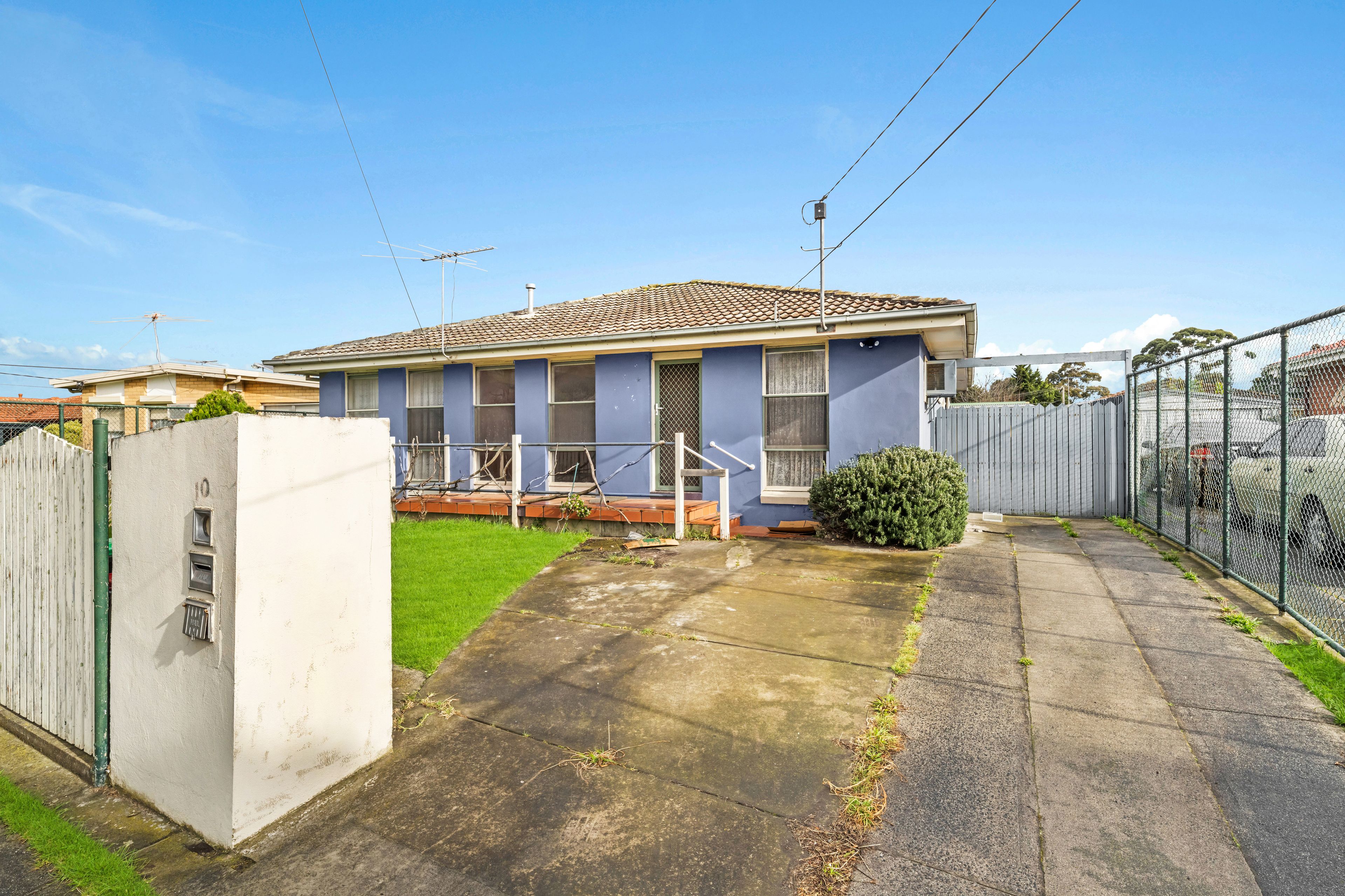 10 Bundy Court, Frankston North VIC 3200