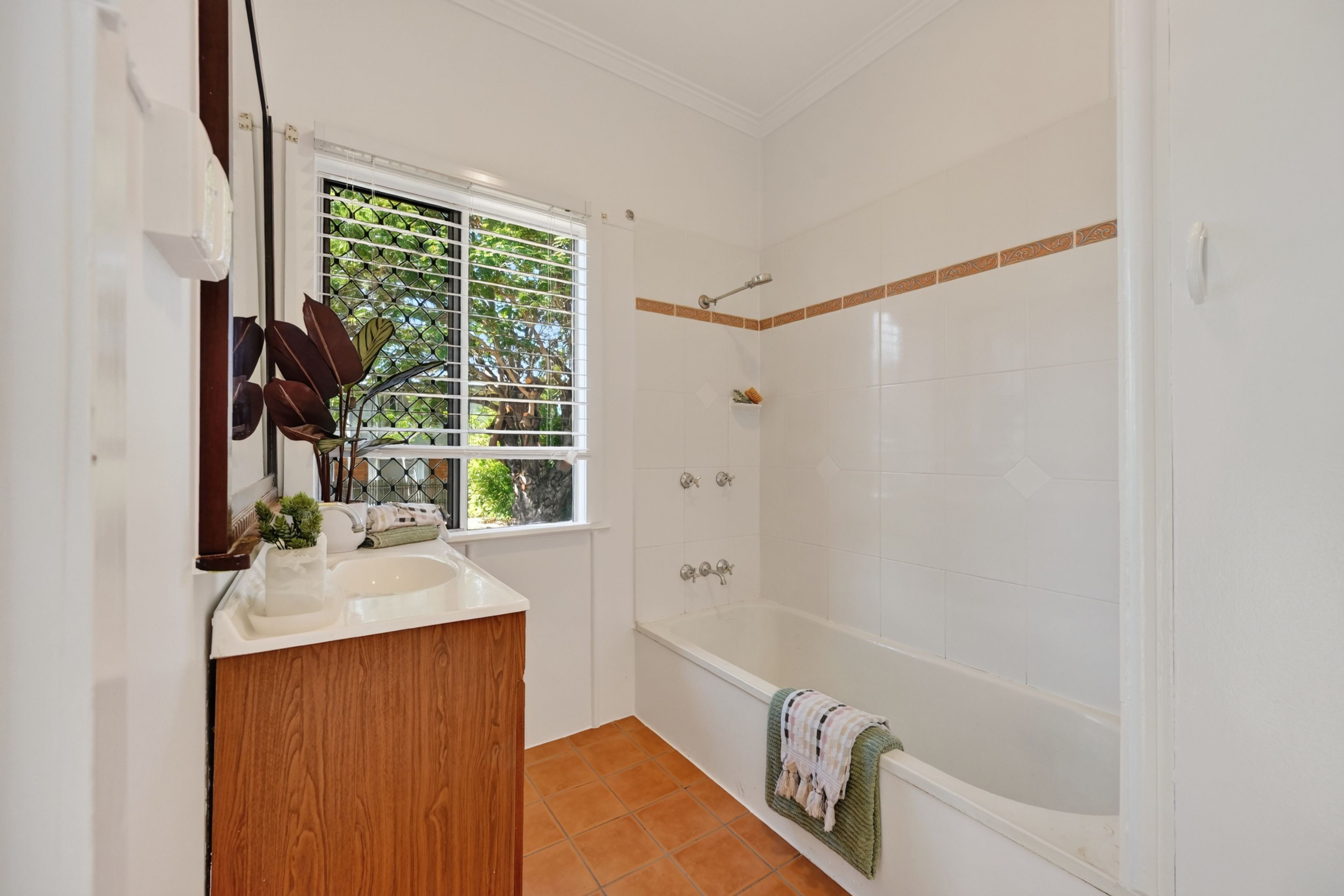 12 Goodwin Street — photo 11 of 13