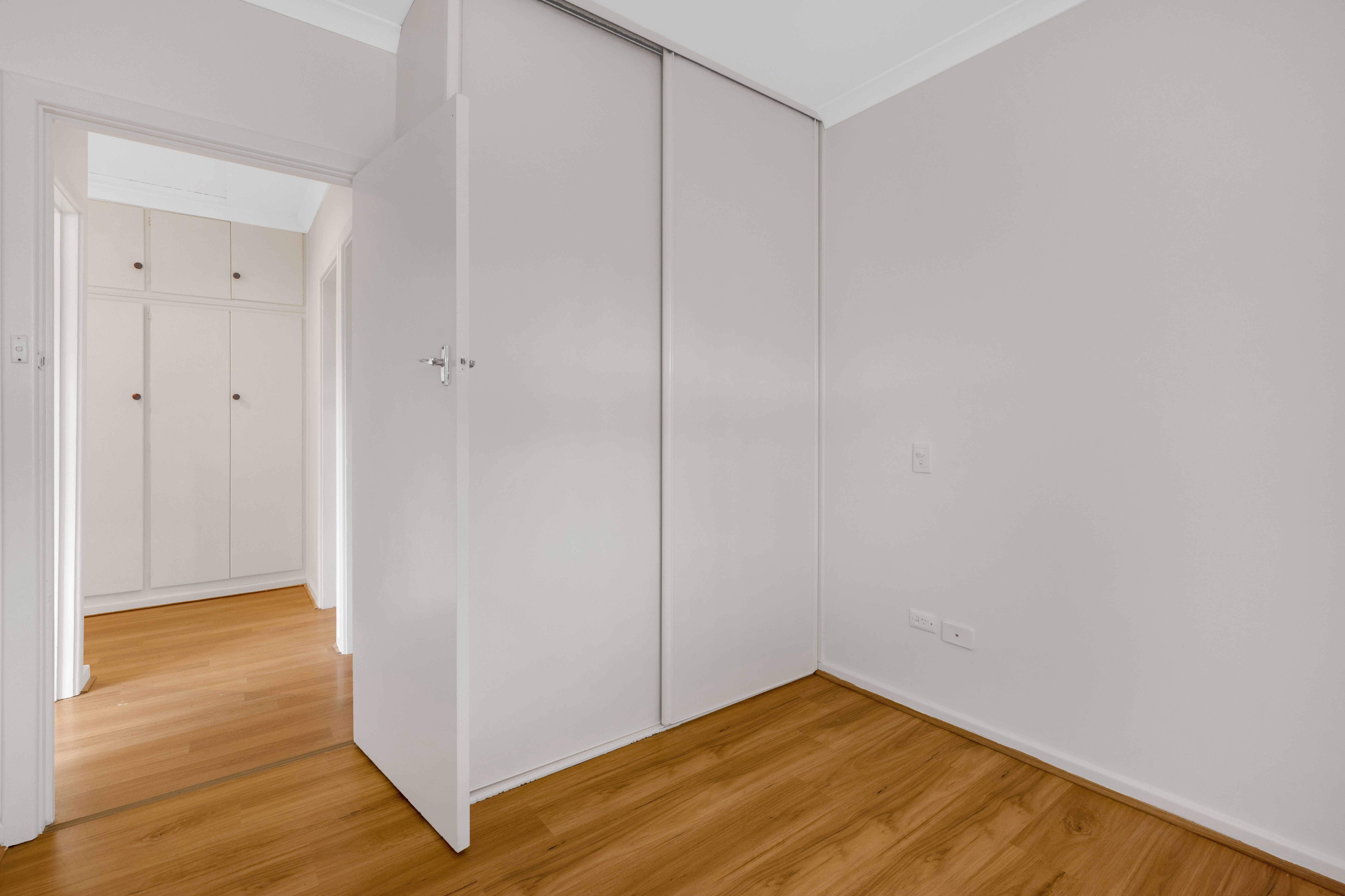 17 Bridport Street — photo 10 of 16
