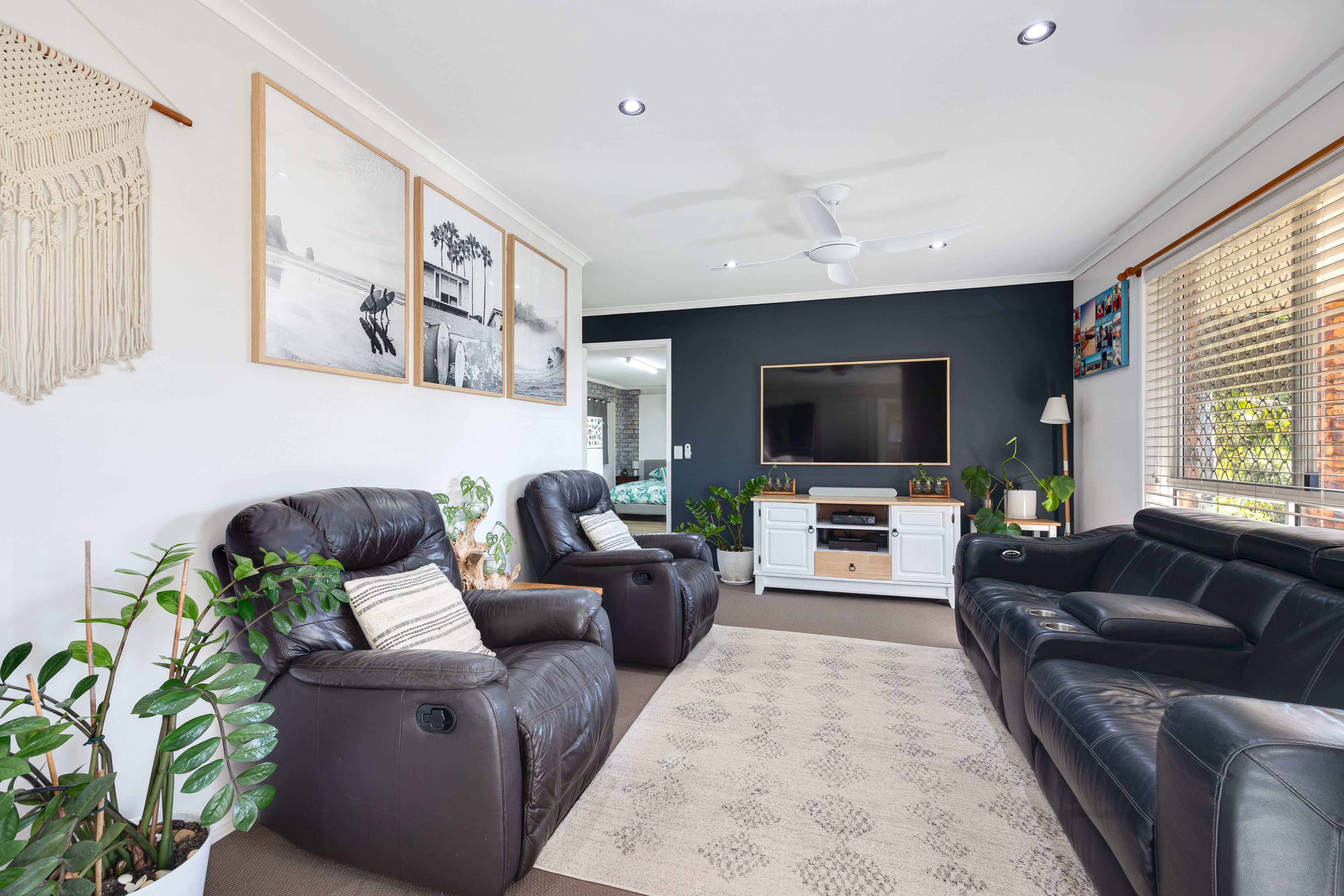 18 Mona Court — photo 8 of 16