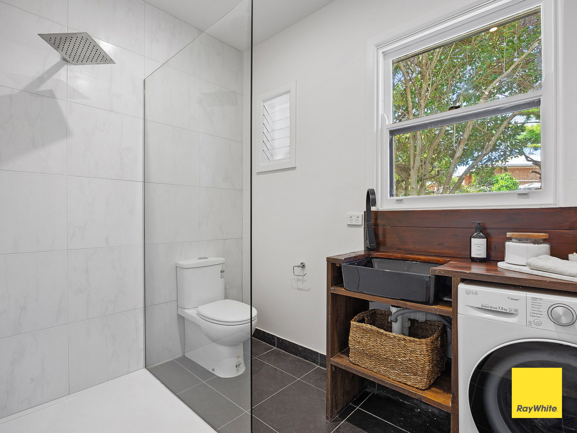 6 Collins Court — photo 12 of 15