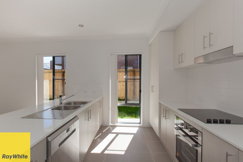 27 Tribeca Circuit, Coomera, QLD 4209