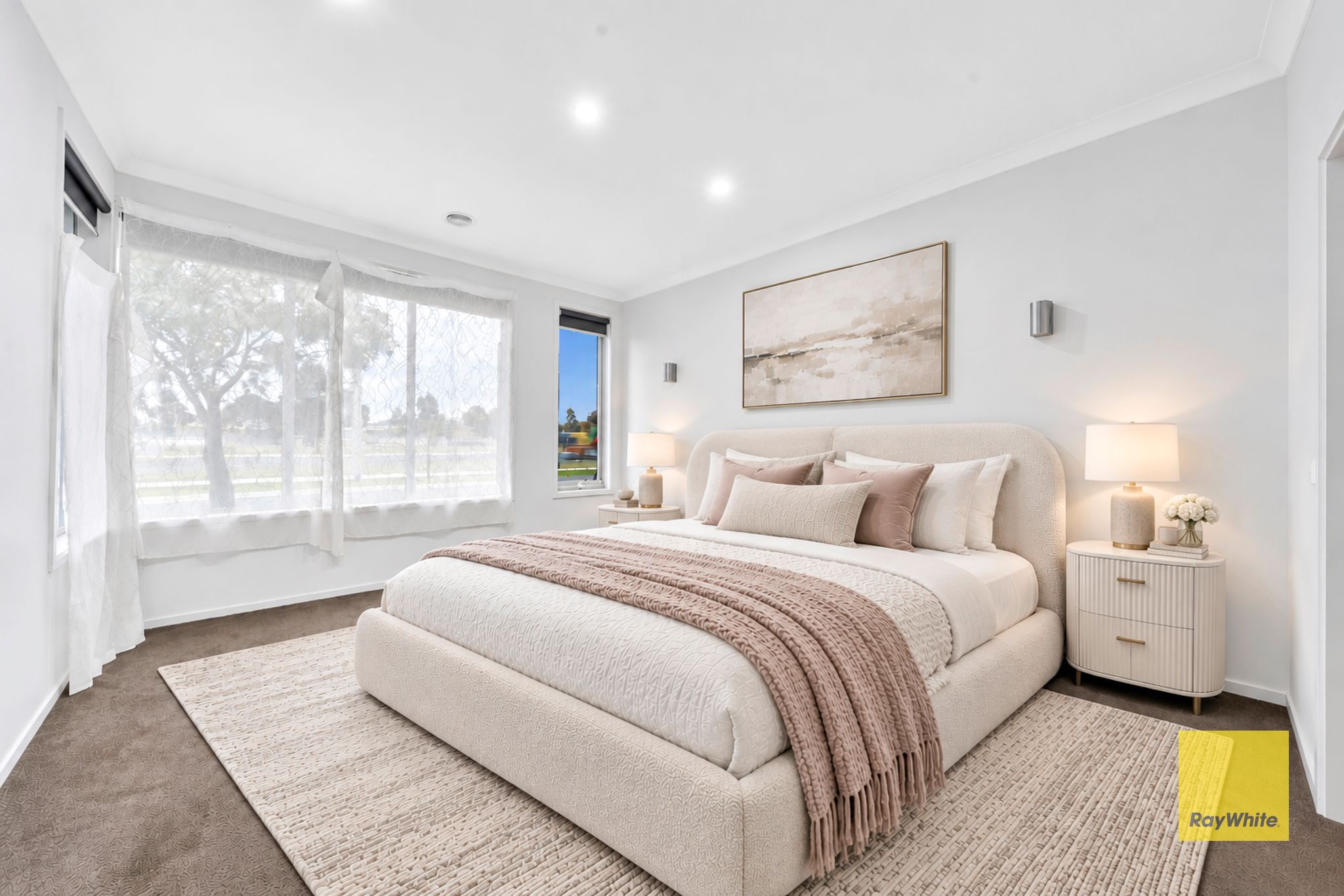 30 Scottsmith Crescent — photo 3 of 22