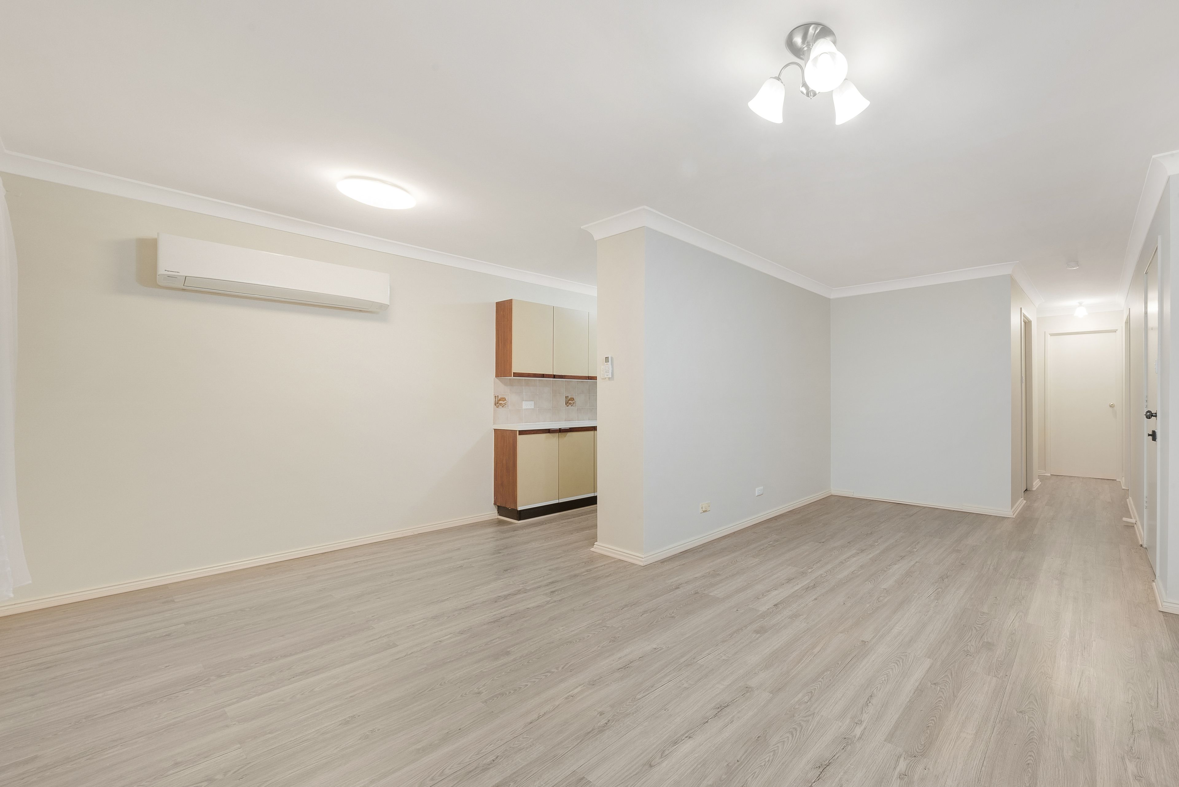 4/212-222 Harrow Road, Glenfield, NSW 2167