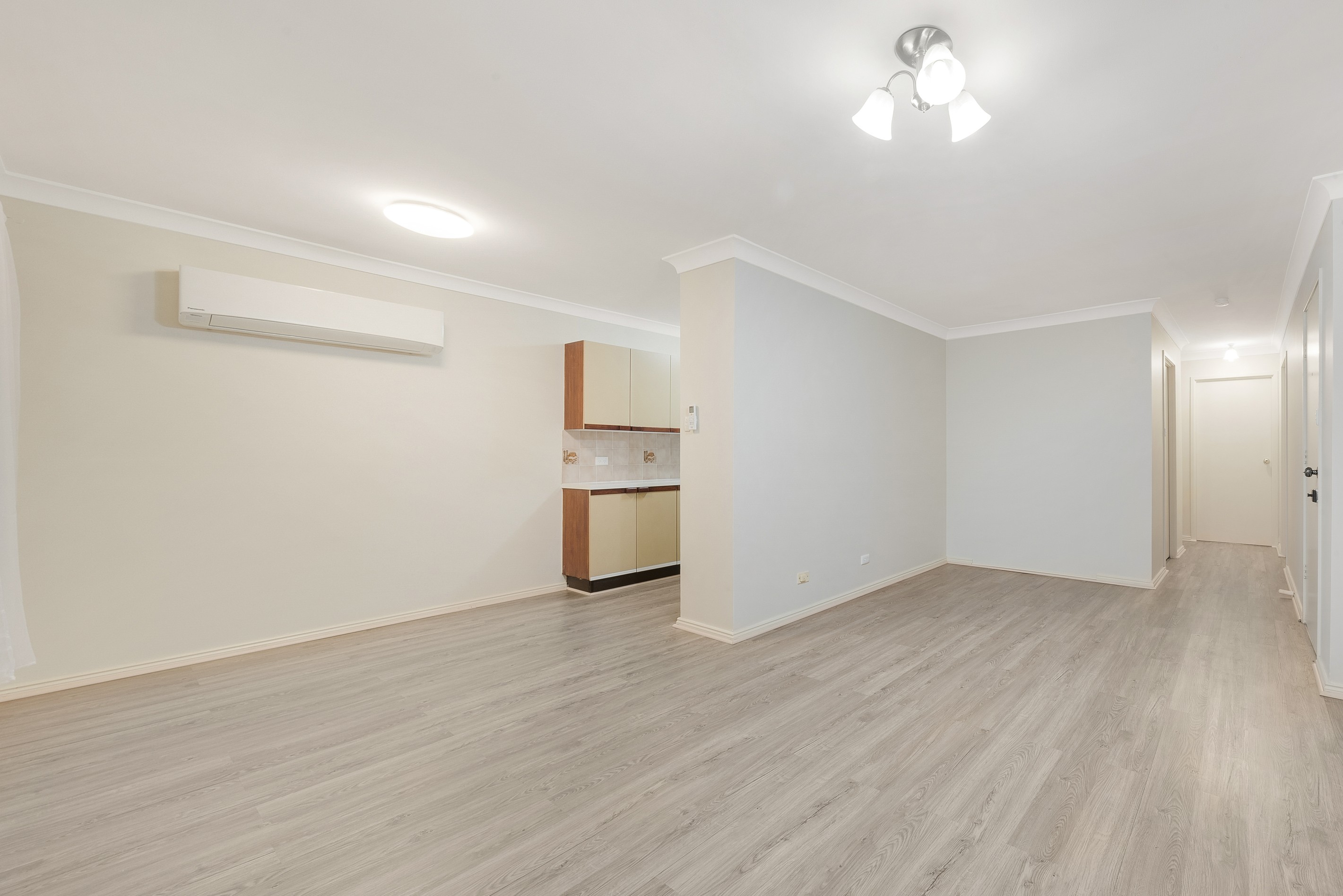 4/212-222 Harrow Road, Glenfield, NSW 2167