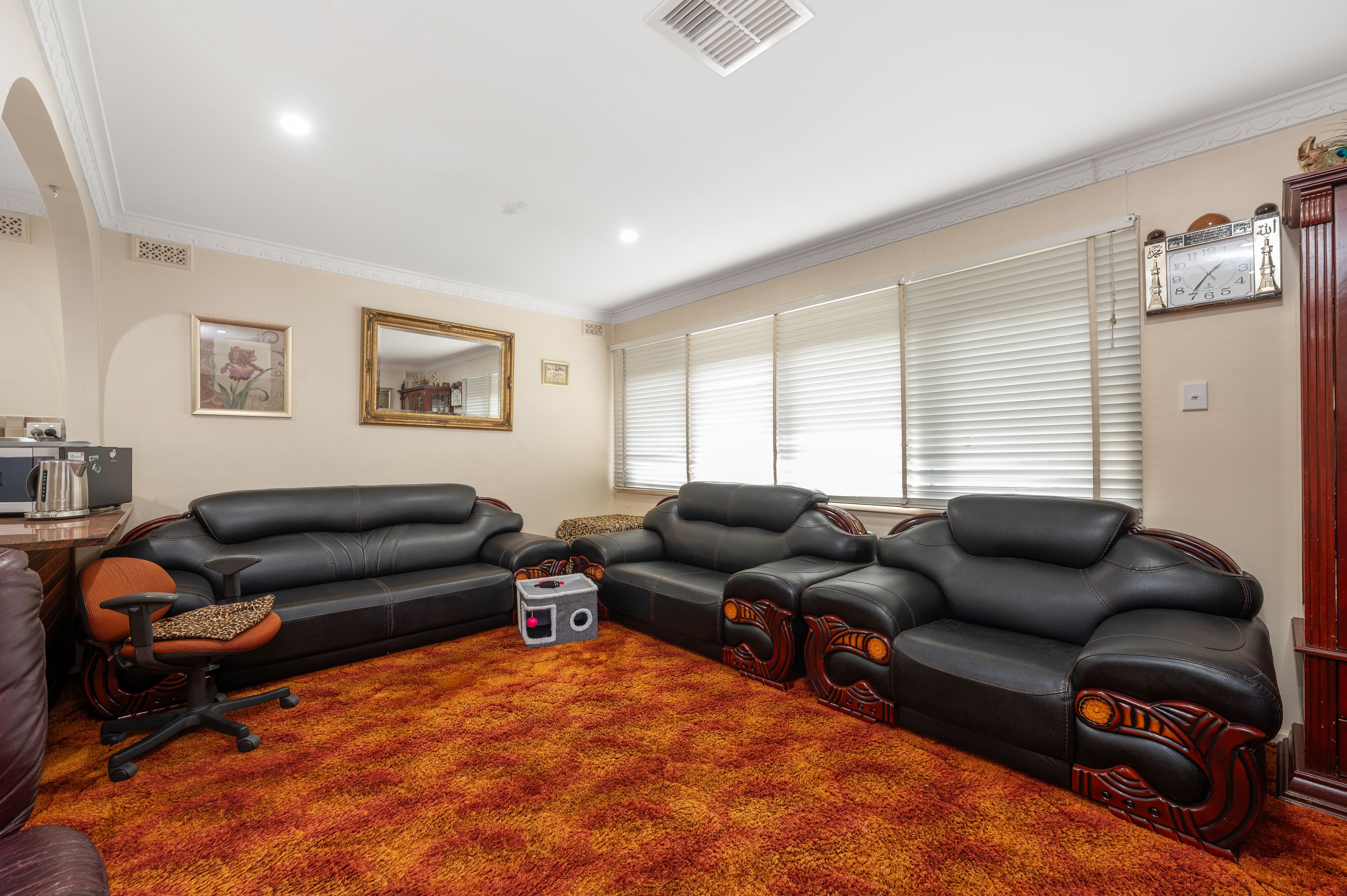19 Lauder Street — photo 7 of 13