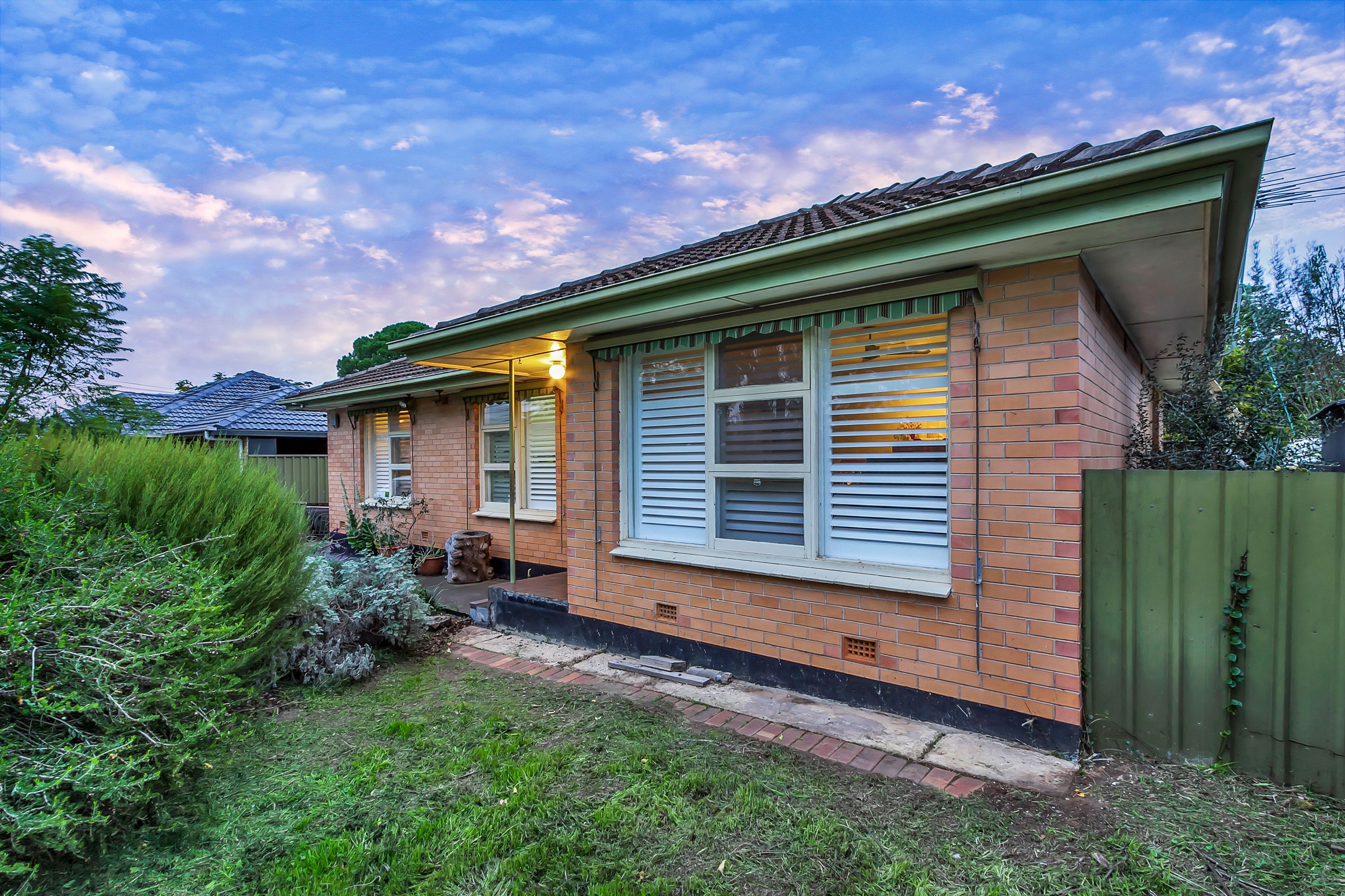 8 Glengyle Avenue, Modbury, SA 5092