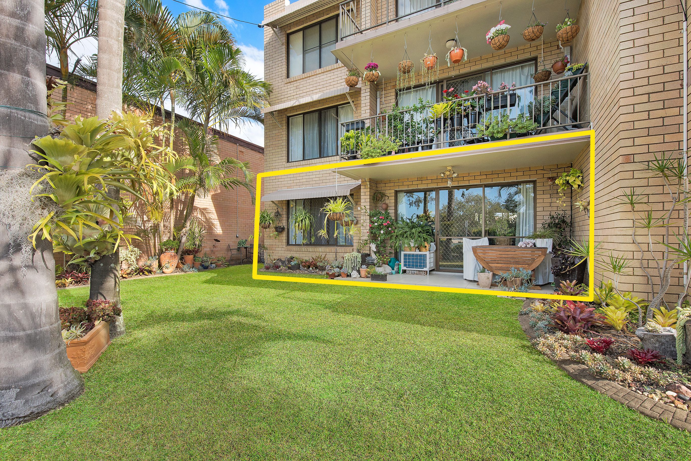 61 Bradman Avenue, Maroochydore QLD 4558