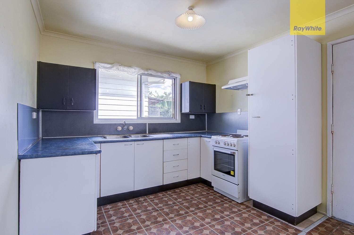154 North Road, Woodridge, QLD 4114