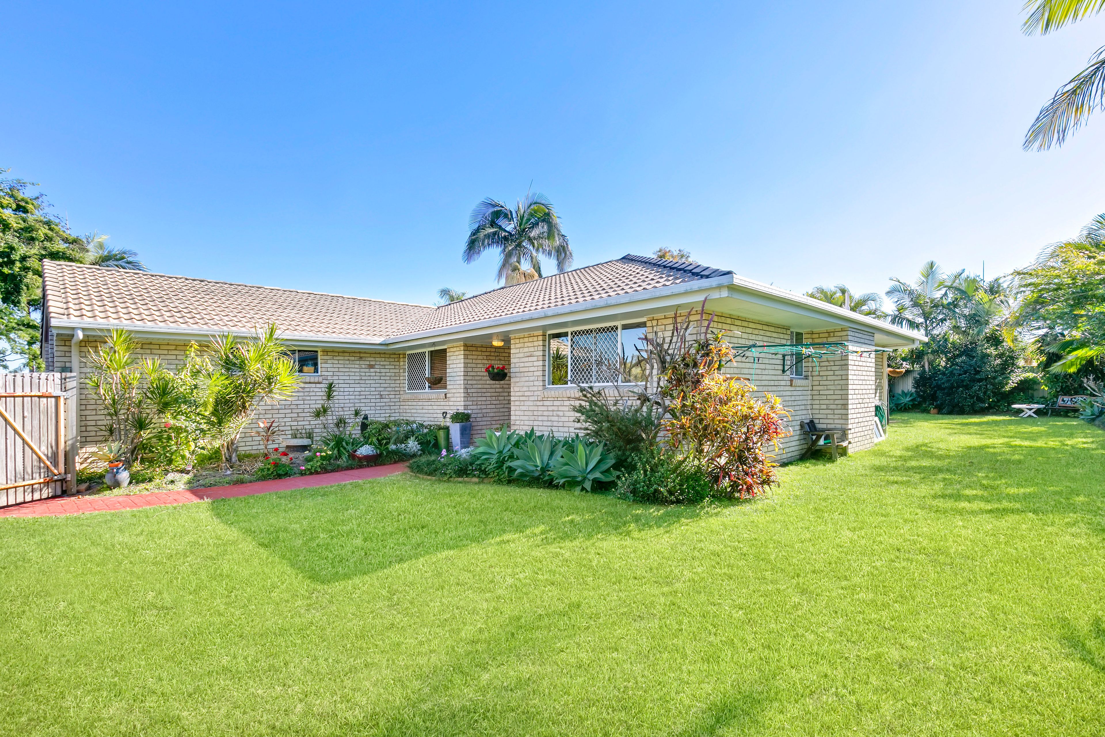 6 Greenway Place, Mountain Creek QLD 4557