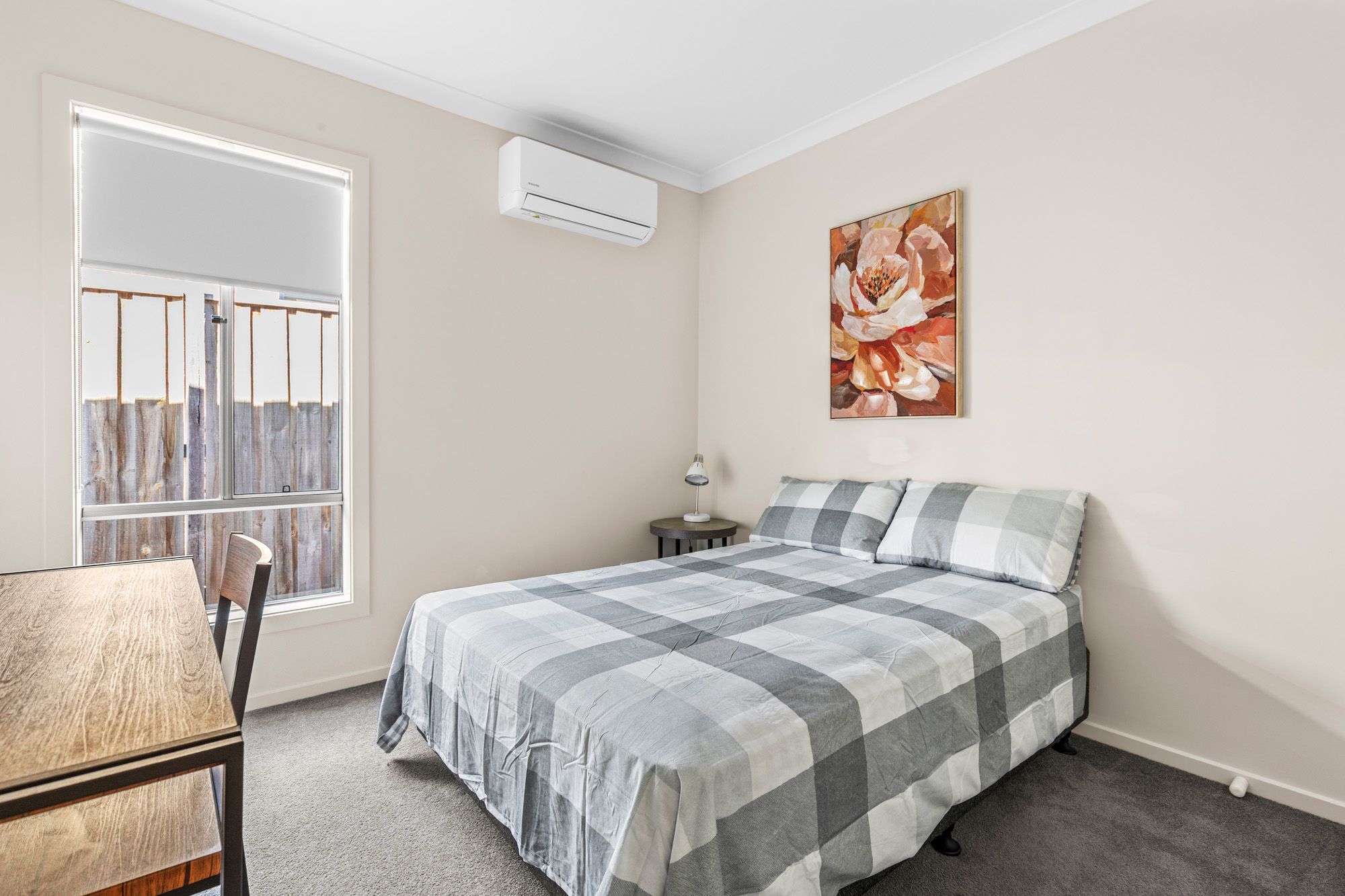 12 Fitzrovia Drive — photo 12 of 15