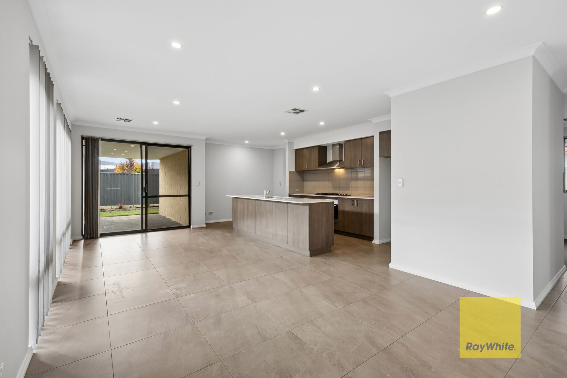 8 Trent Street, Viveash, WA 6056