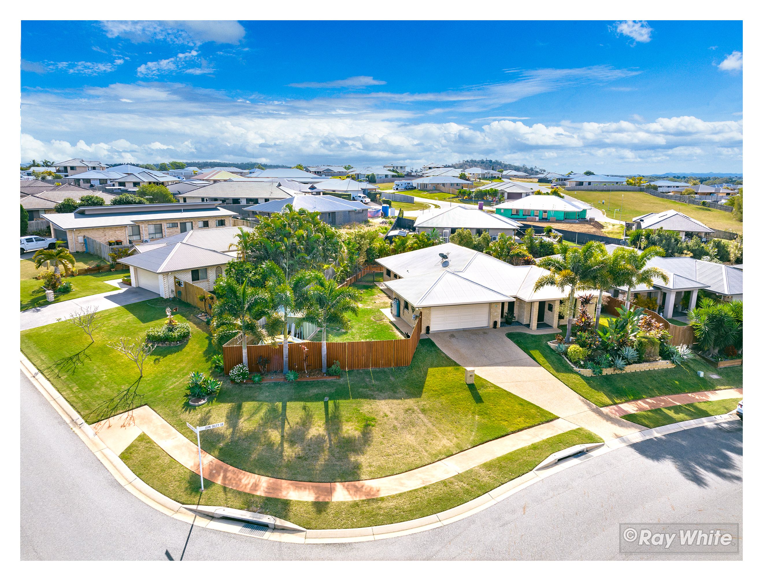 52 John Oxley Drive, Gracemere QLD 4702