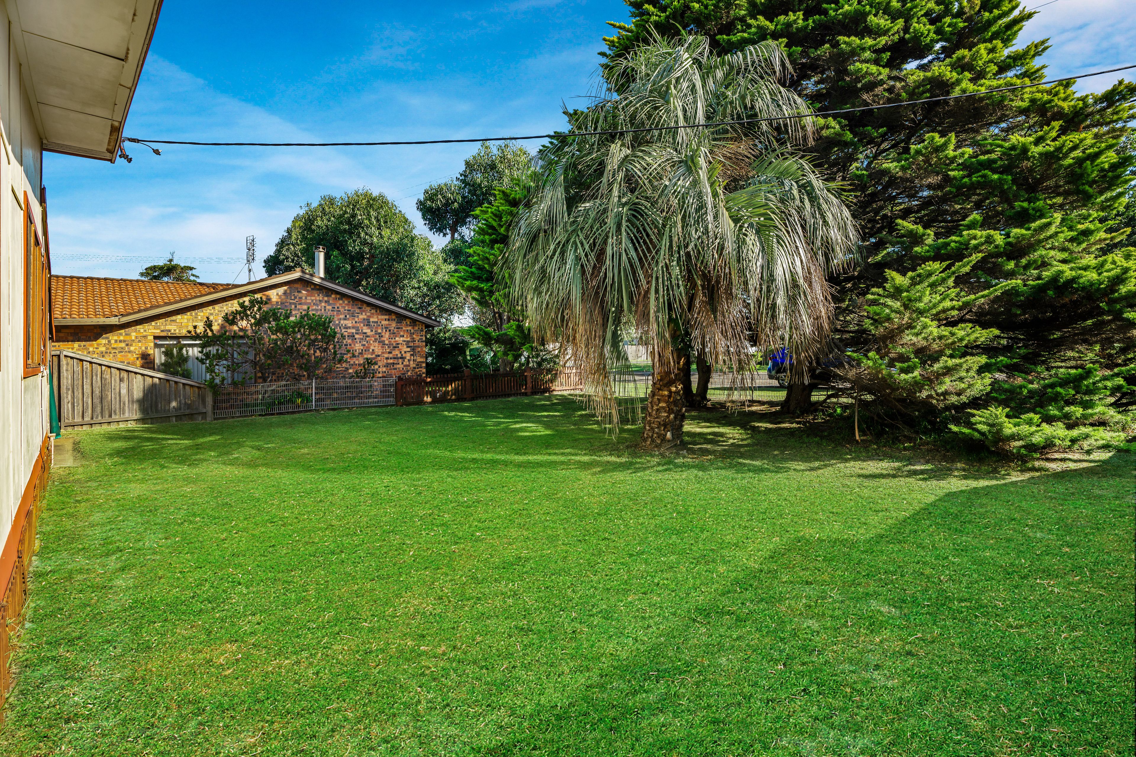 24 Nowra Road, Currarong, NSW 2540