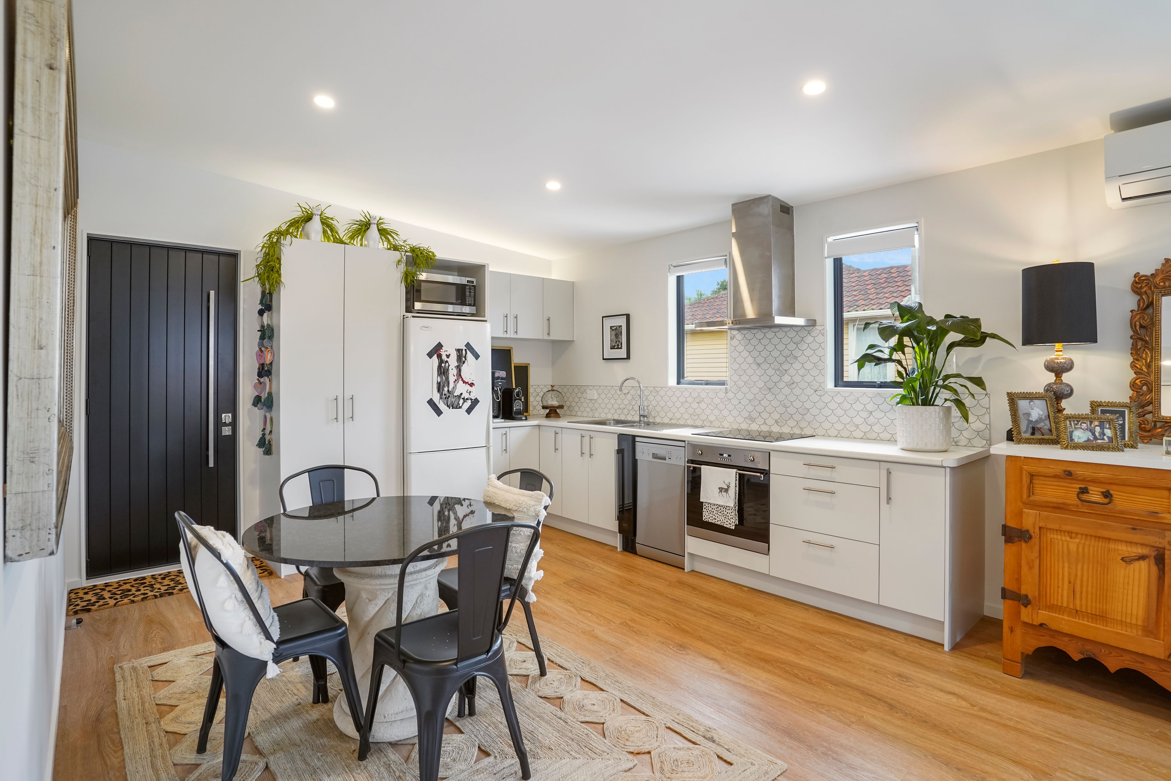 10 Toatoa Place, Mangere Bridge, Manukau City