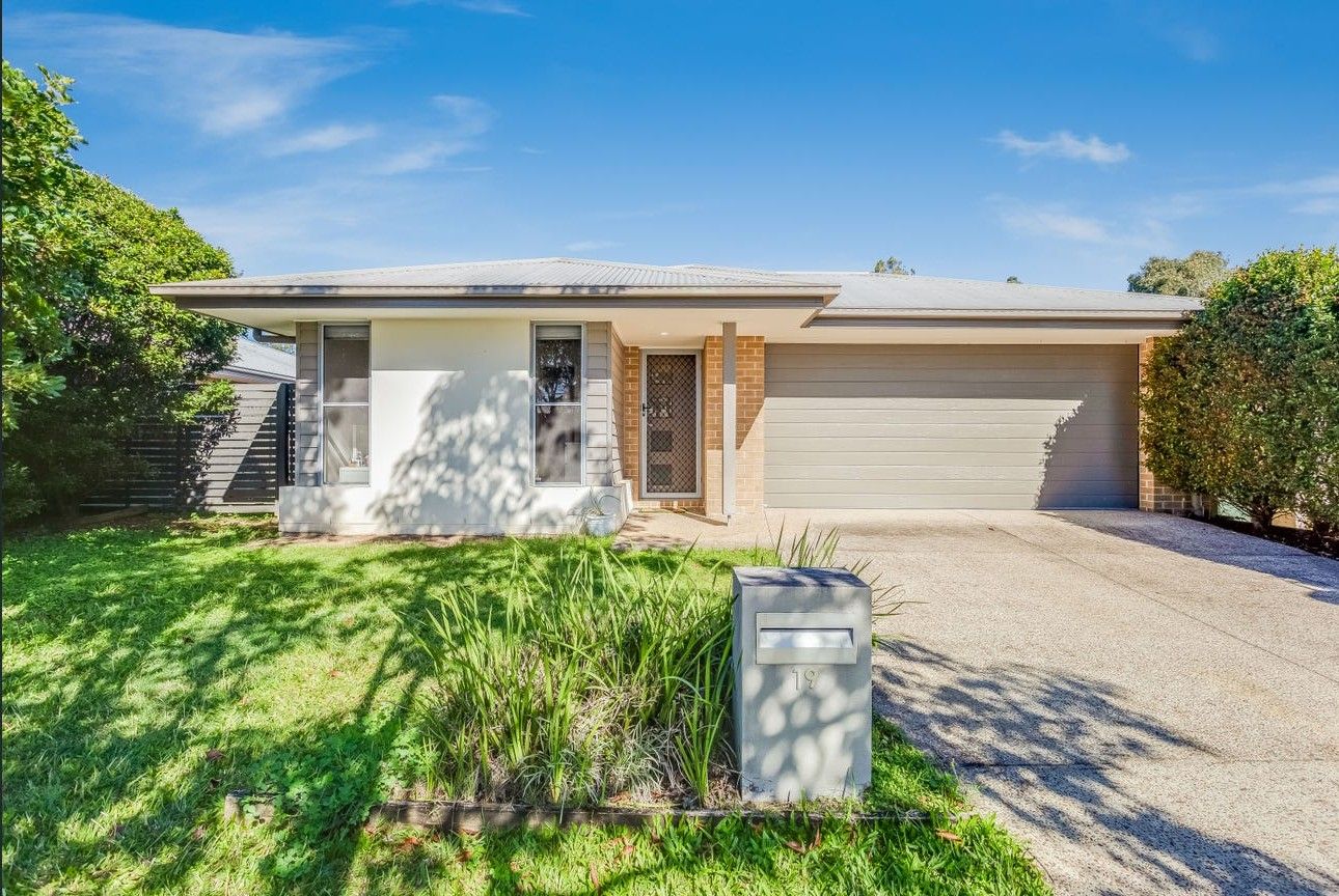 19 Emerald Street, Burpengary East, QLD 4505