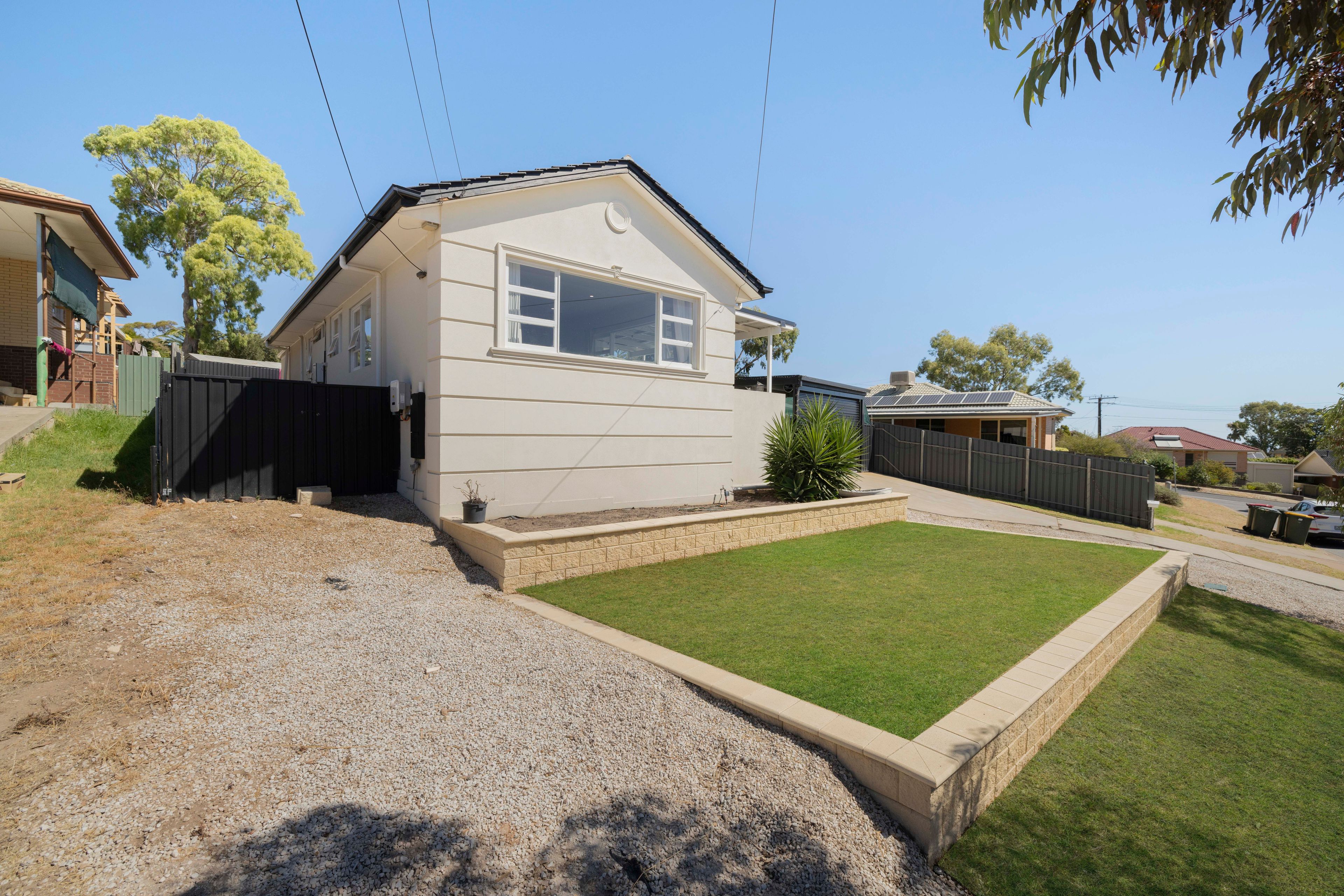 12 Hinton Avenue, Para Hills, SA 5096
