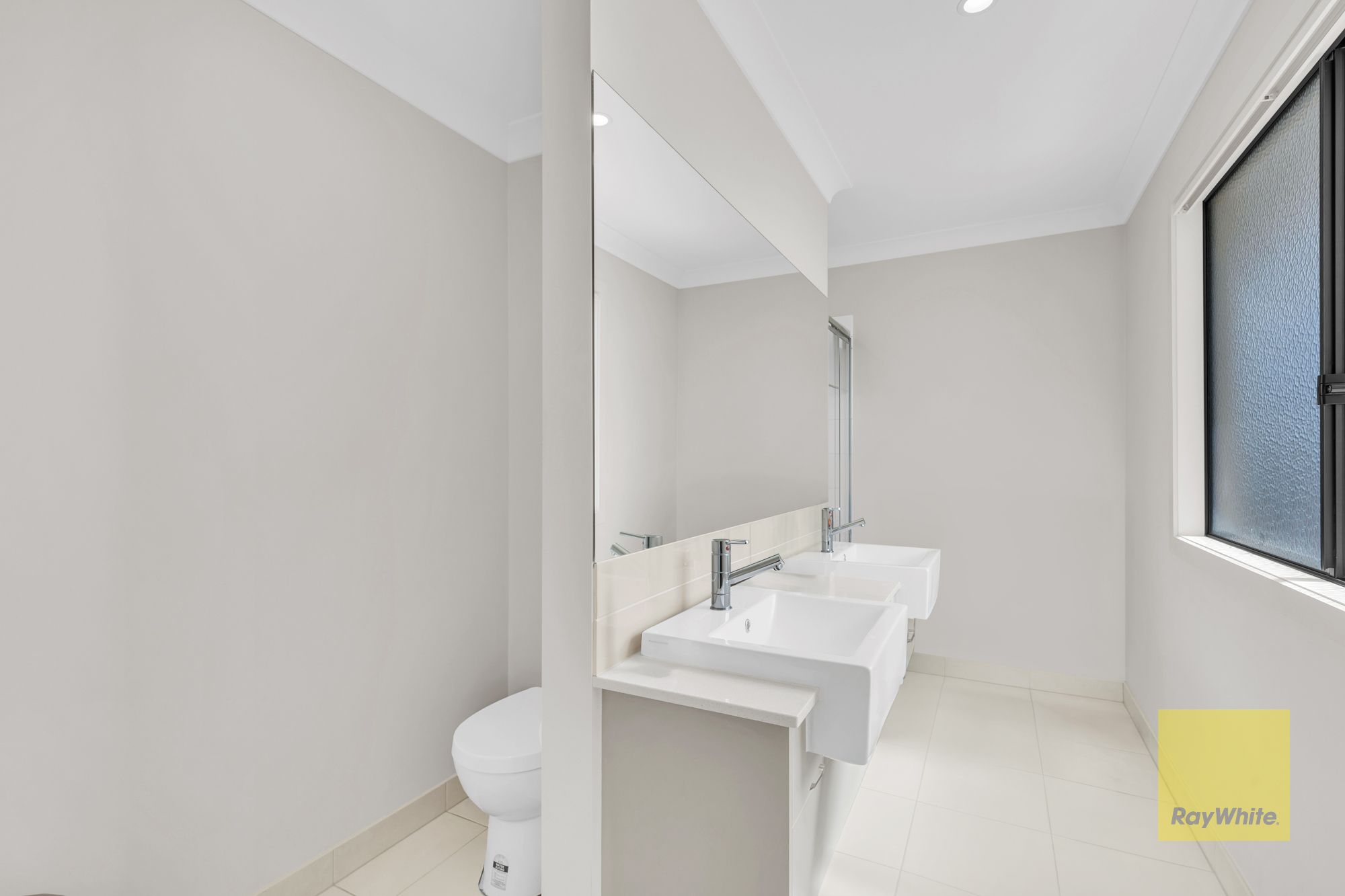 24 Fairwater Drive — photo 17 of 23
