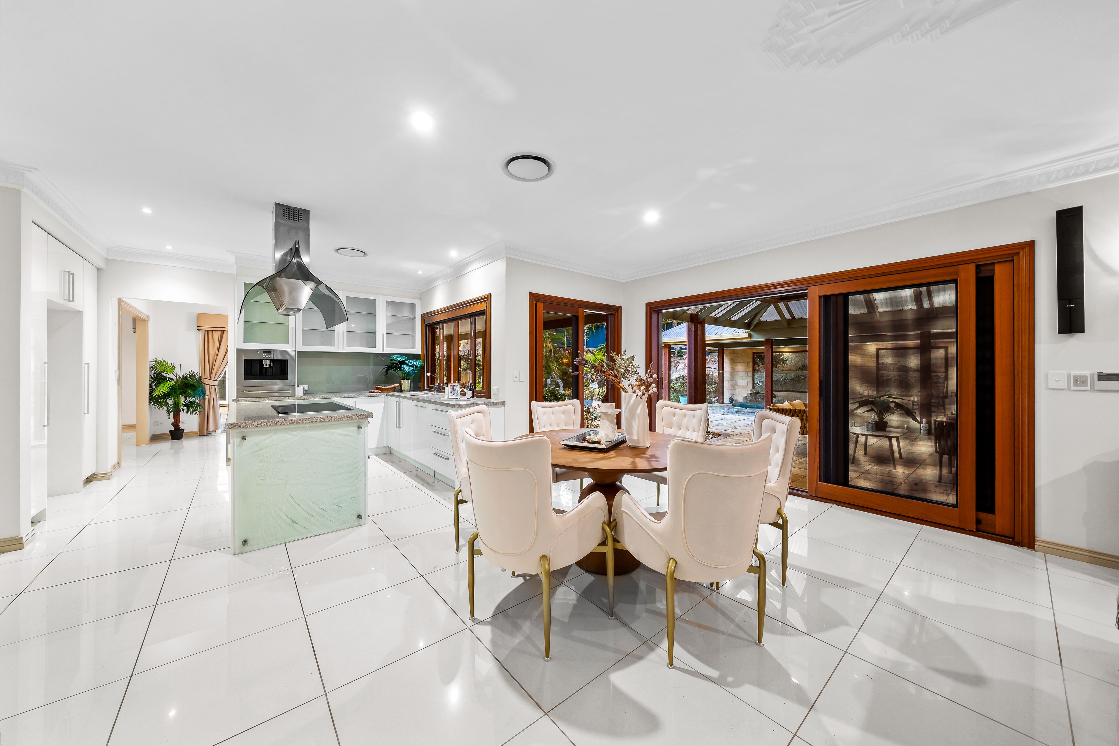 7 Cornwall Close, Springwood, QLD 4127 - Sold House - Ray White Rochedale