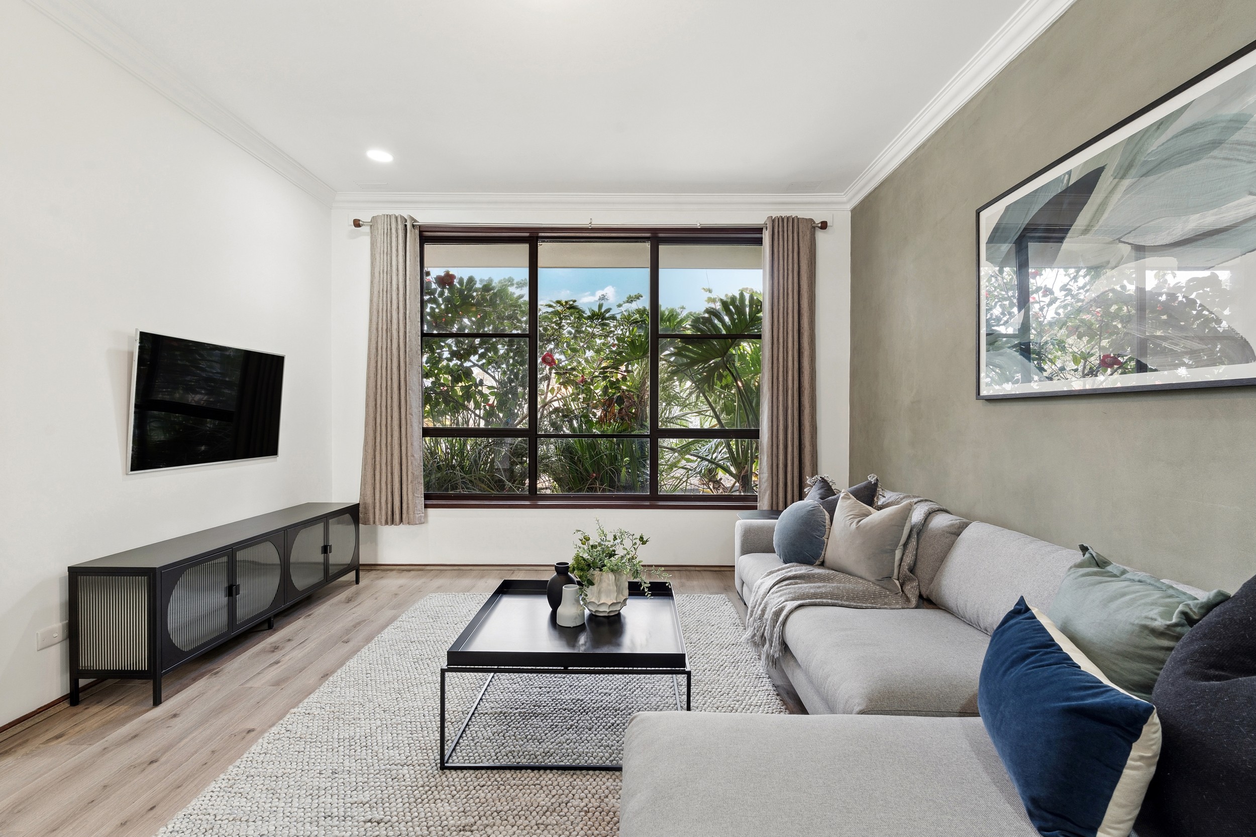 4 Eurora Court, Taylors Lakes, VIC 3038