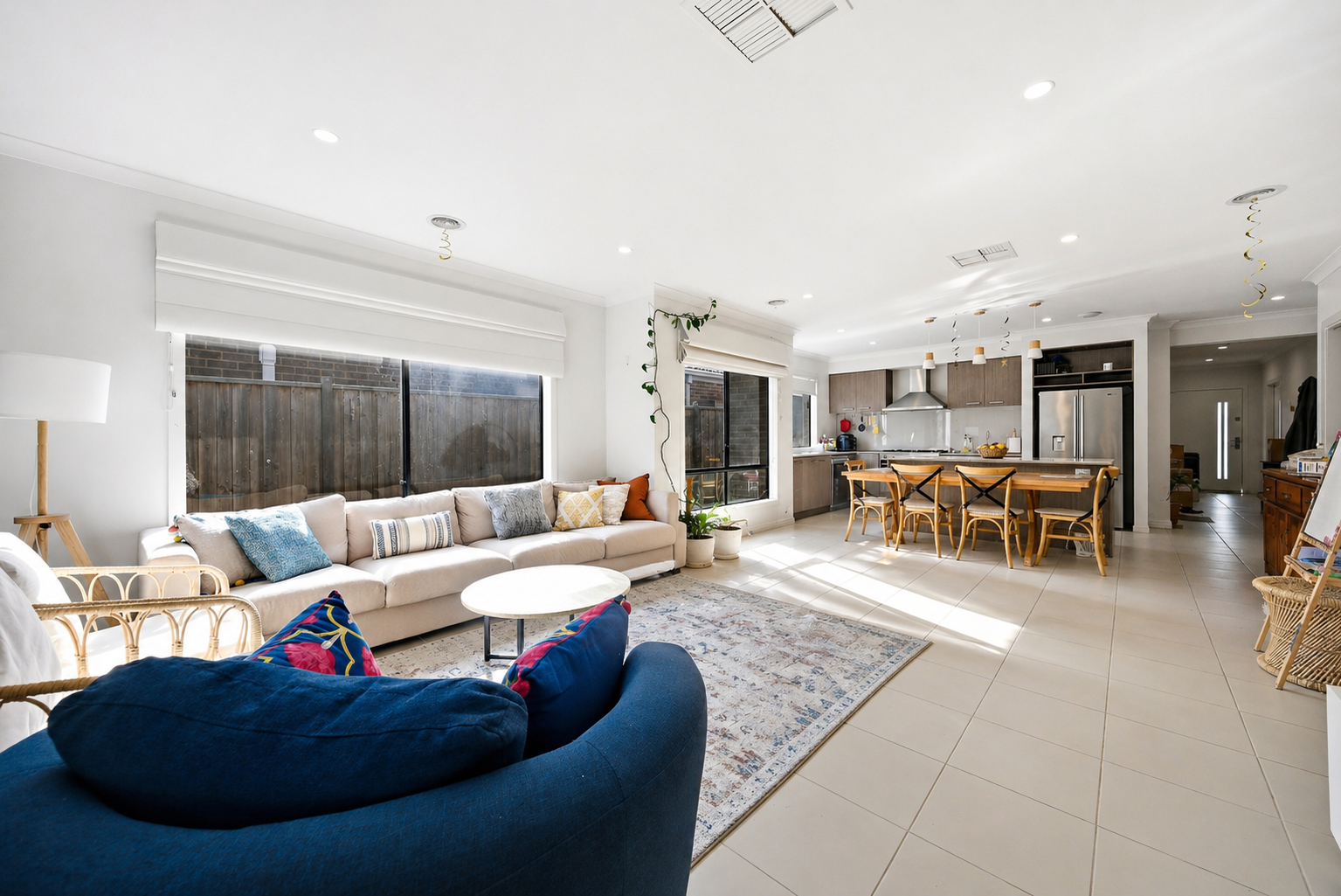 12 Dorkings Way — photo 4 of 13