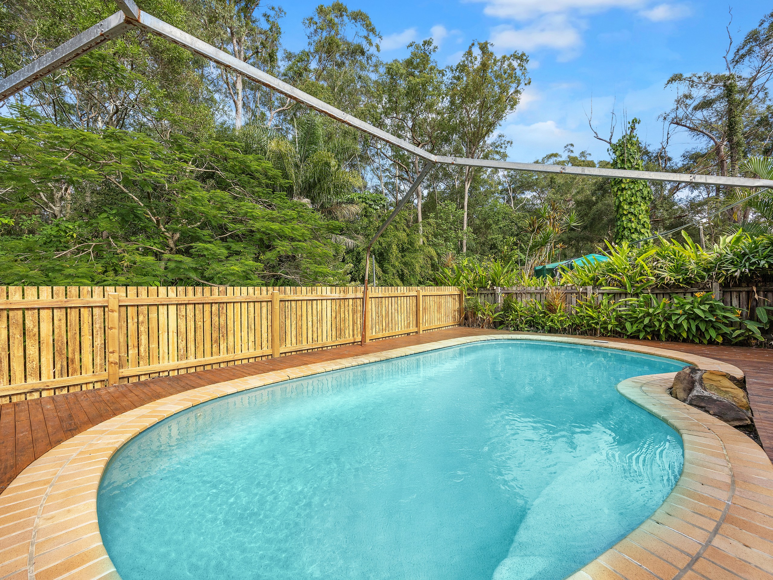 3 Snowgum Court, Landsborough, QLD 4550
