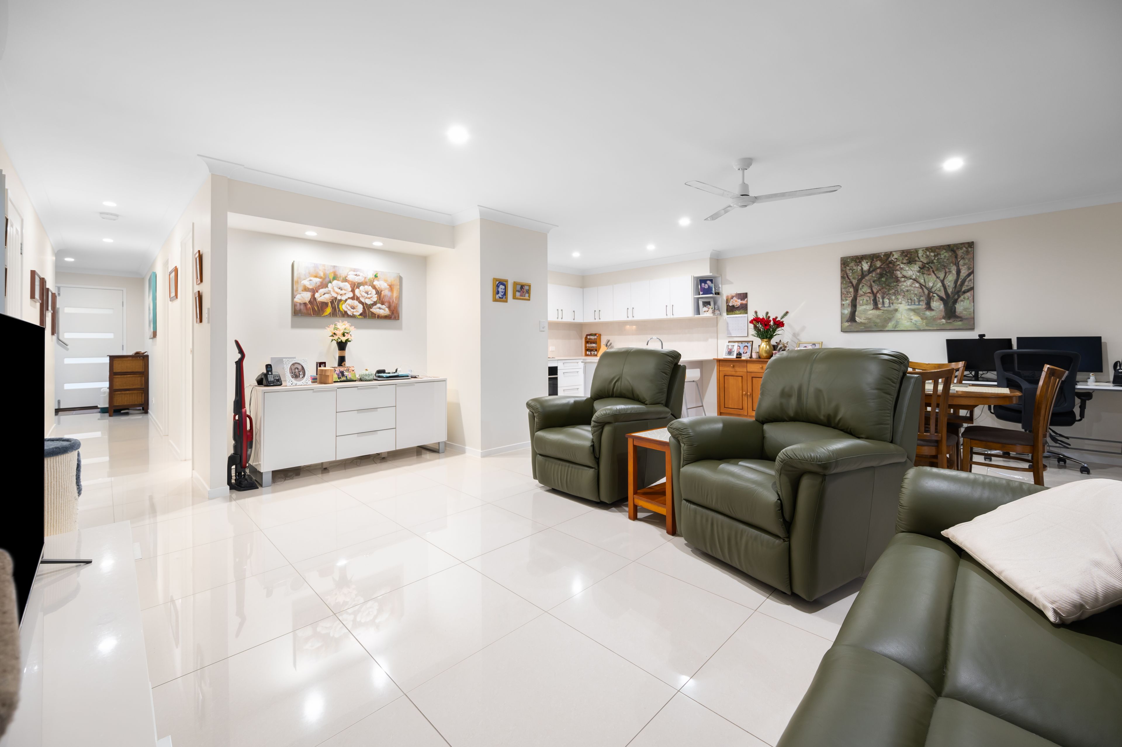 2/74 Diamantina Circuit, Pacific Pines, QLD 4211