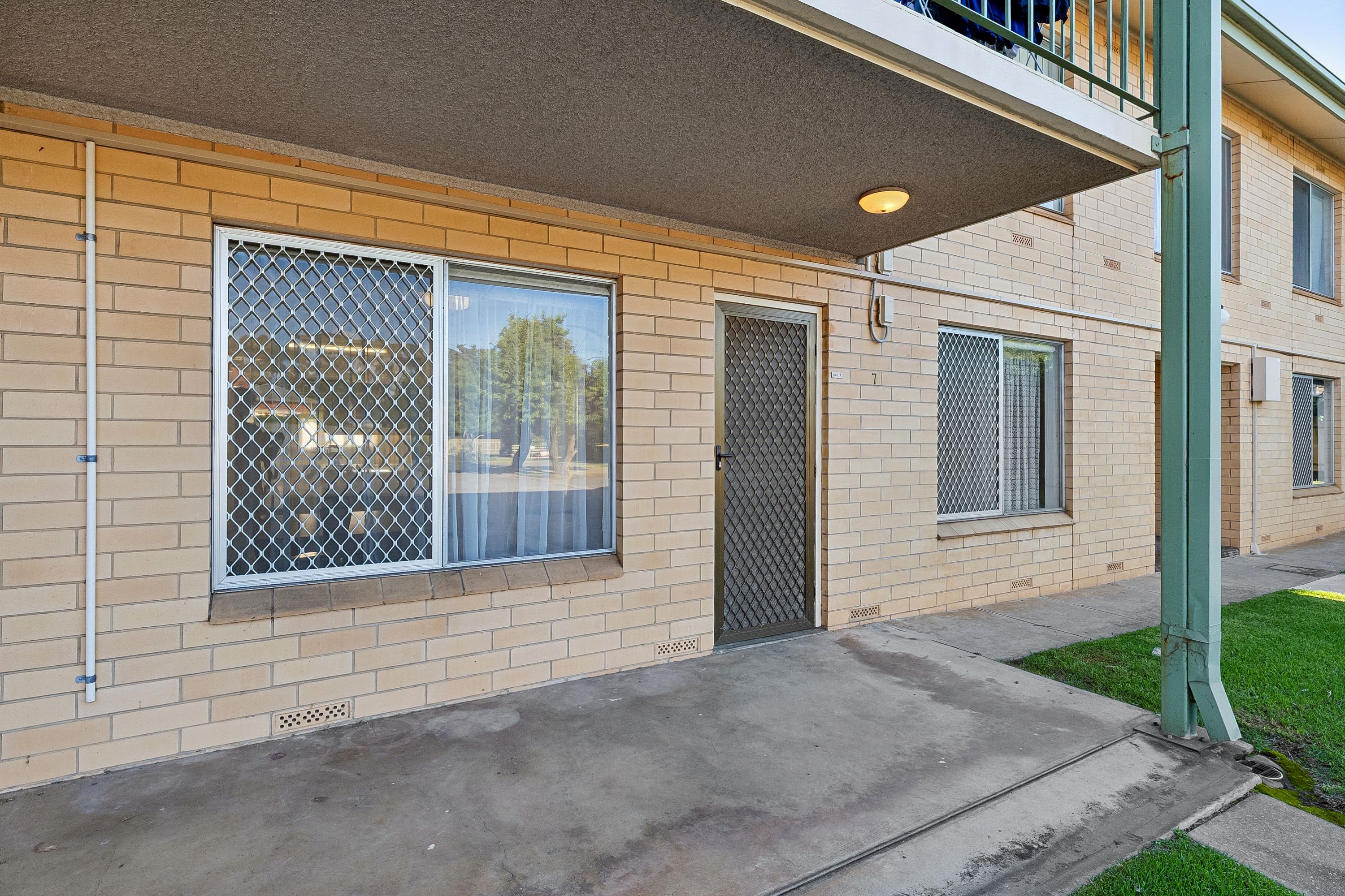 7/5 Barry Road — photo from Ray White Glenelg