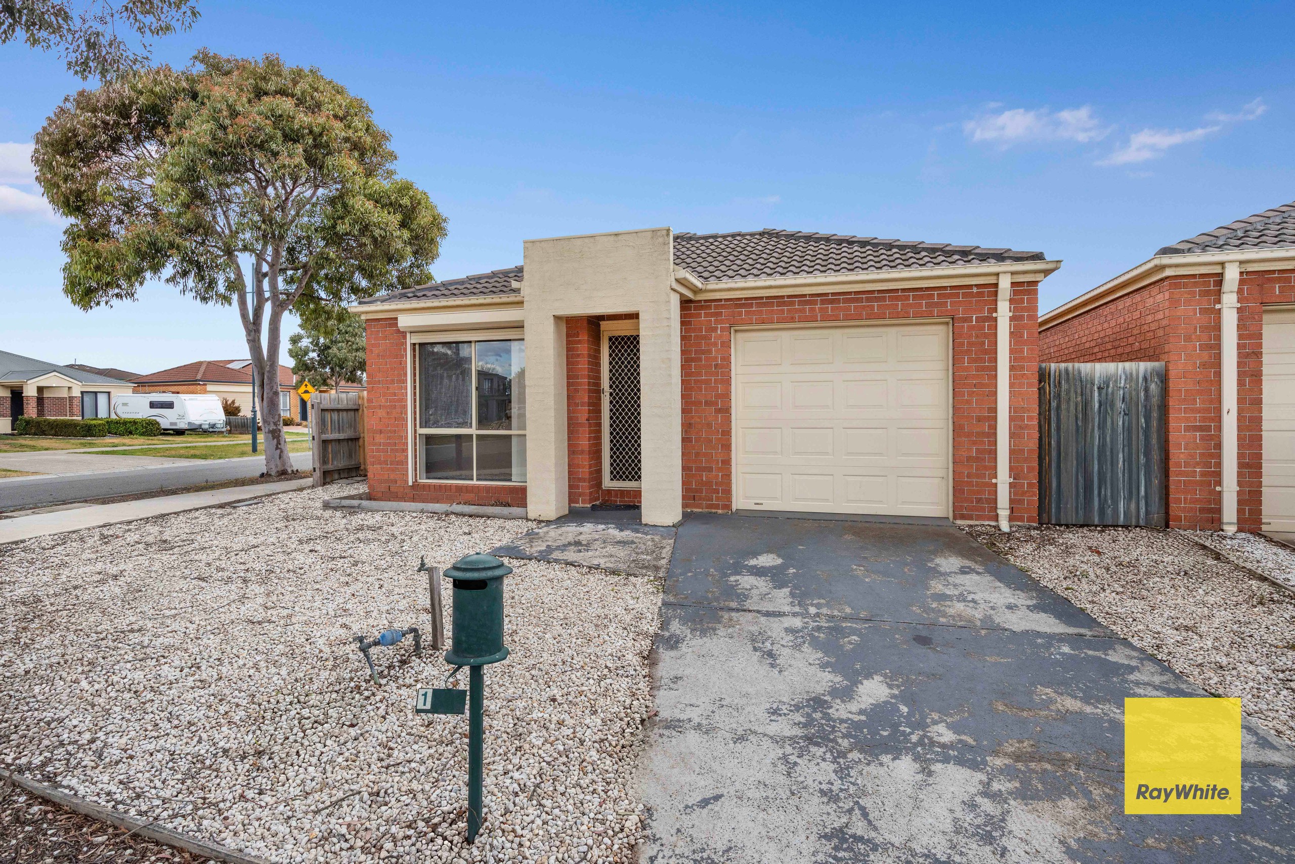 1 Brae Grove, Point Cook, VIC 3030