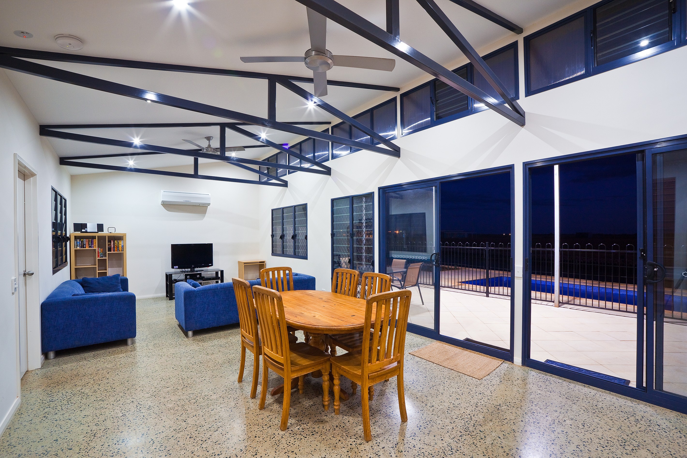 2 Kestrel Place, Exmouth, WA 6707