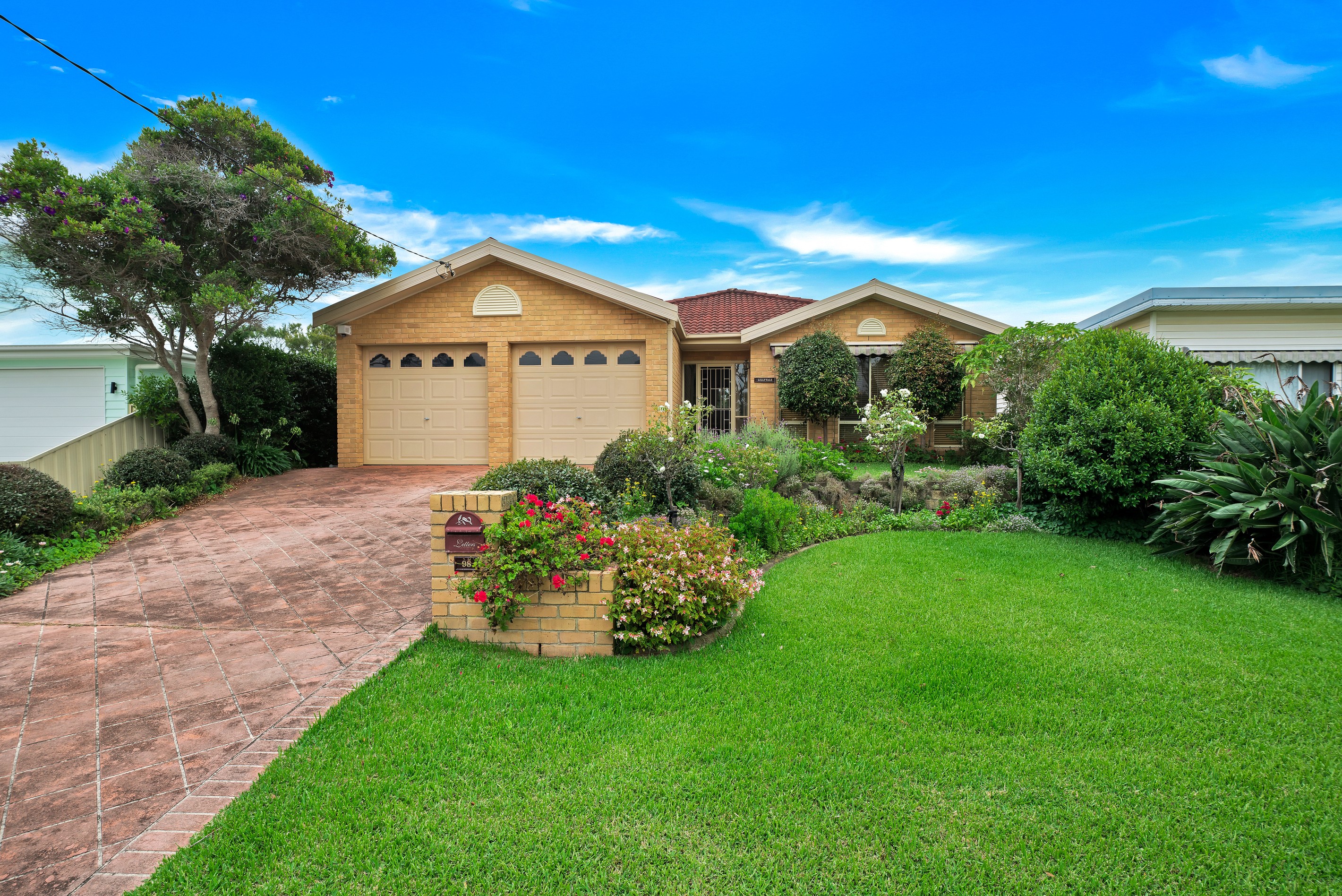 98 Addison Road, Culburra Beach, NSW 2540