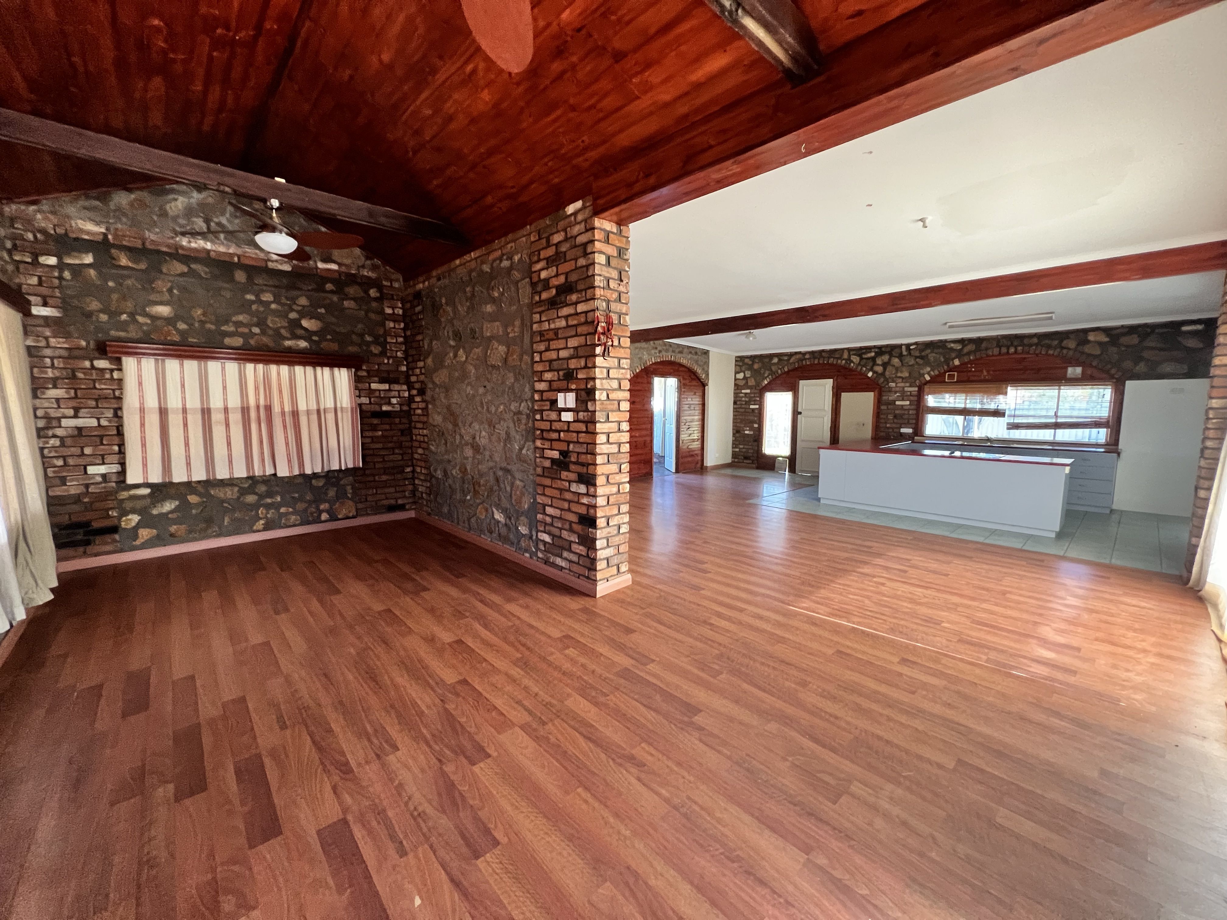46 Cummins Street — photo 6 of 14