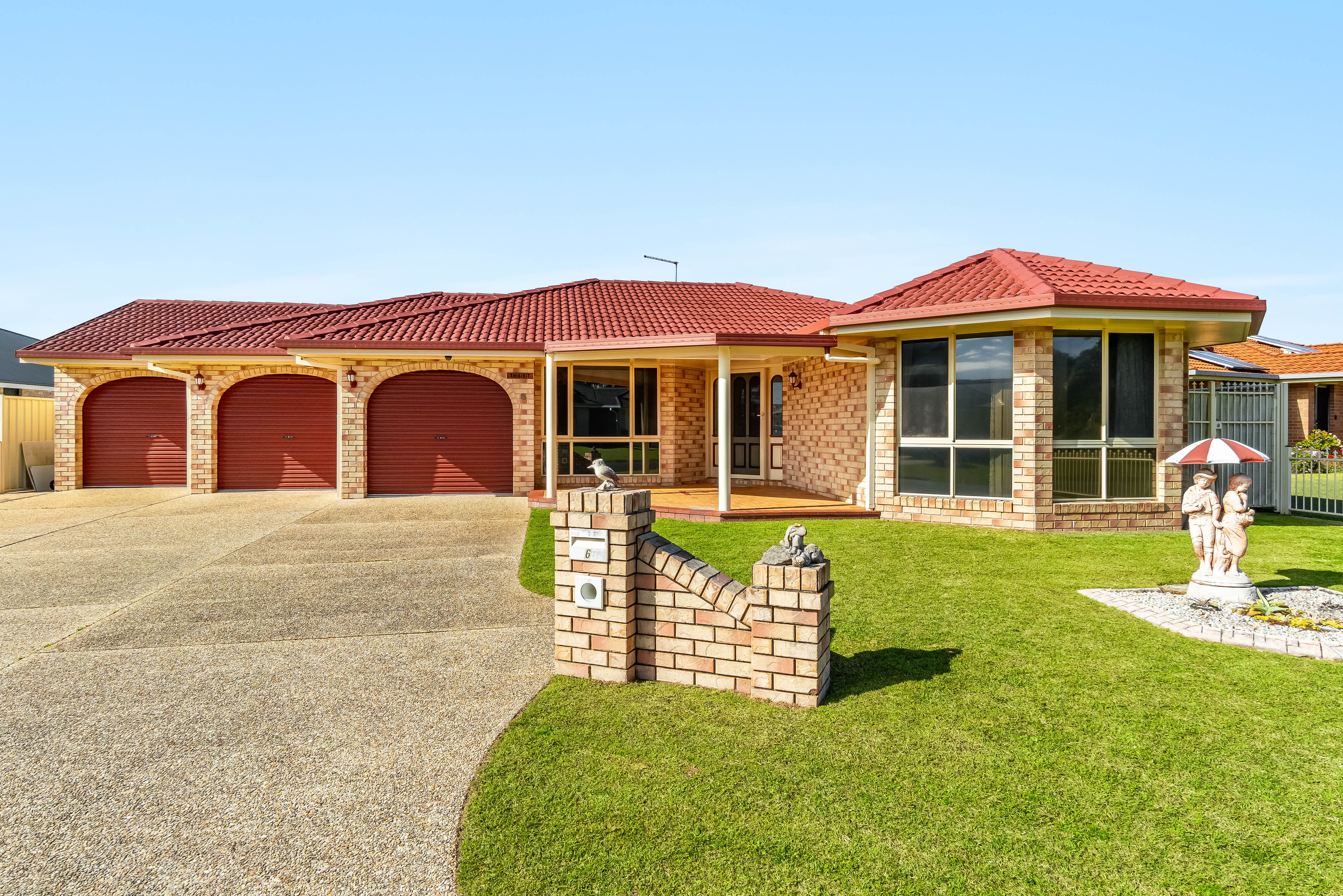 6 Bayview Drive, Yamba, NSW 2464