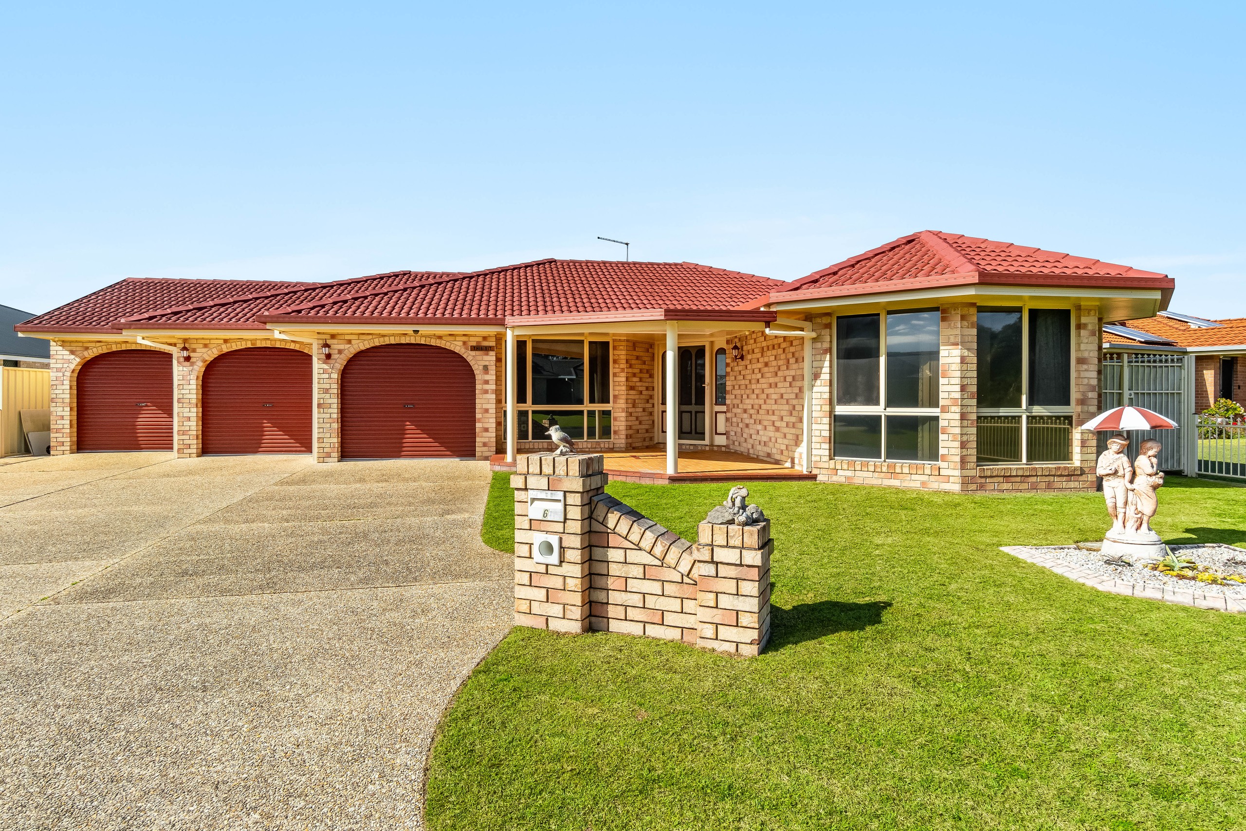 6 Bayview Drive, Yamba, NSW 2464
