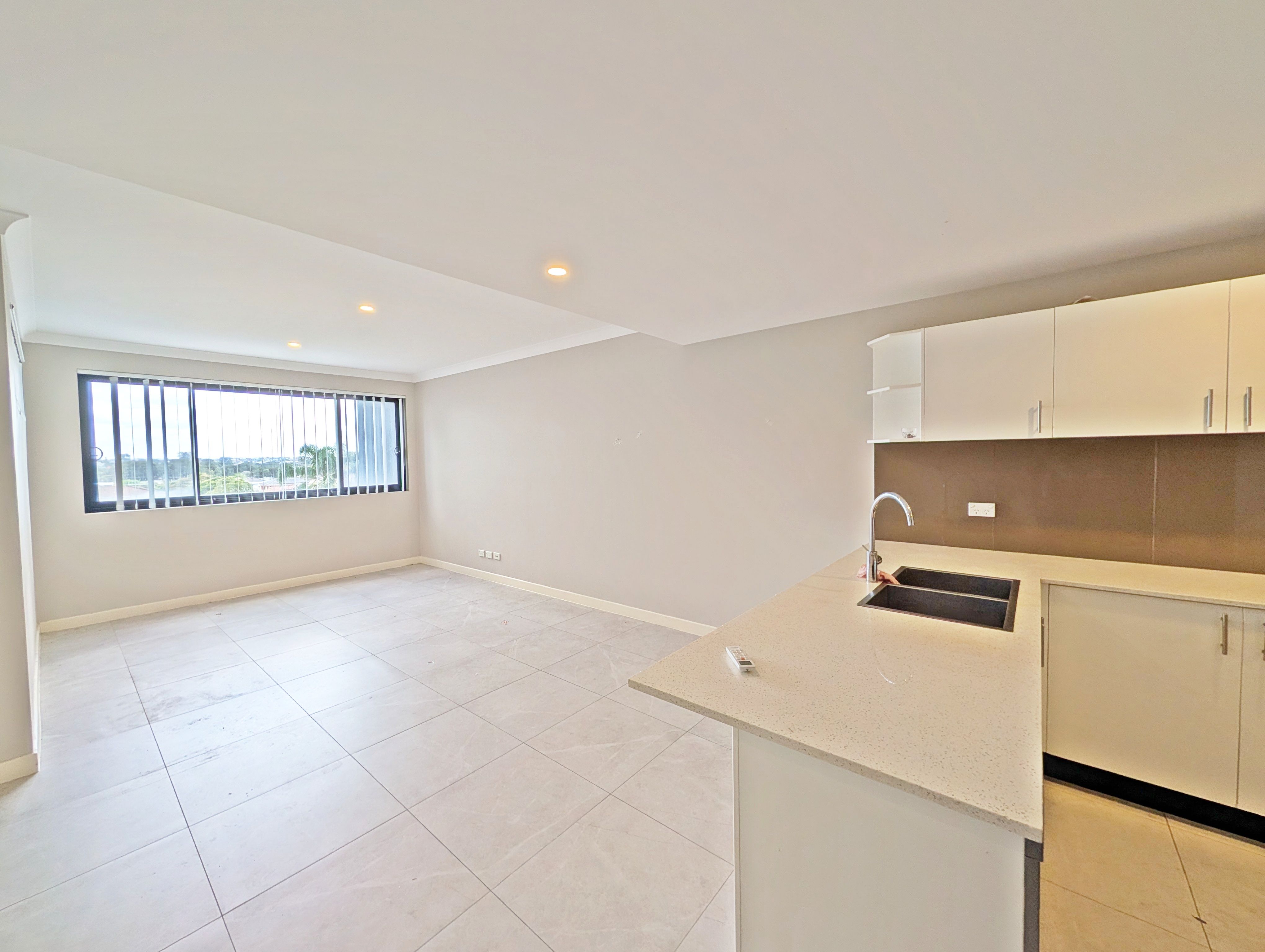 107/45 Peel Street — photo 4 of 21