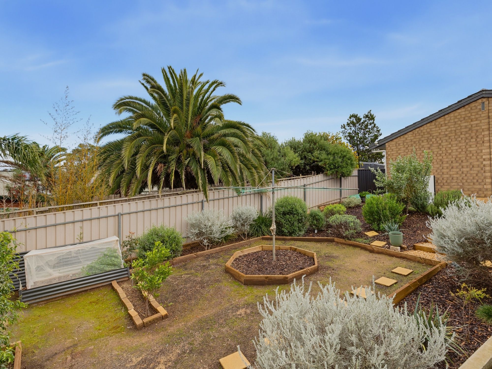 360 Honeypot Road — photo 19 of 19
