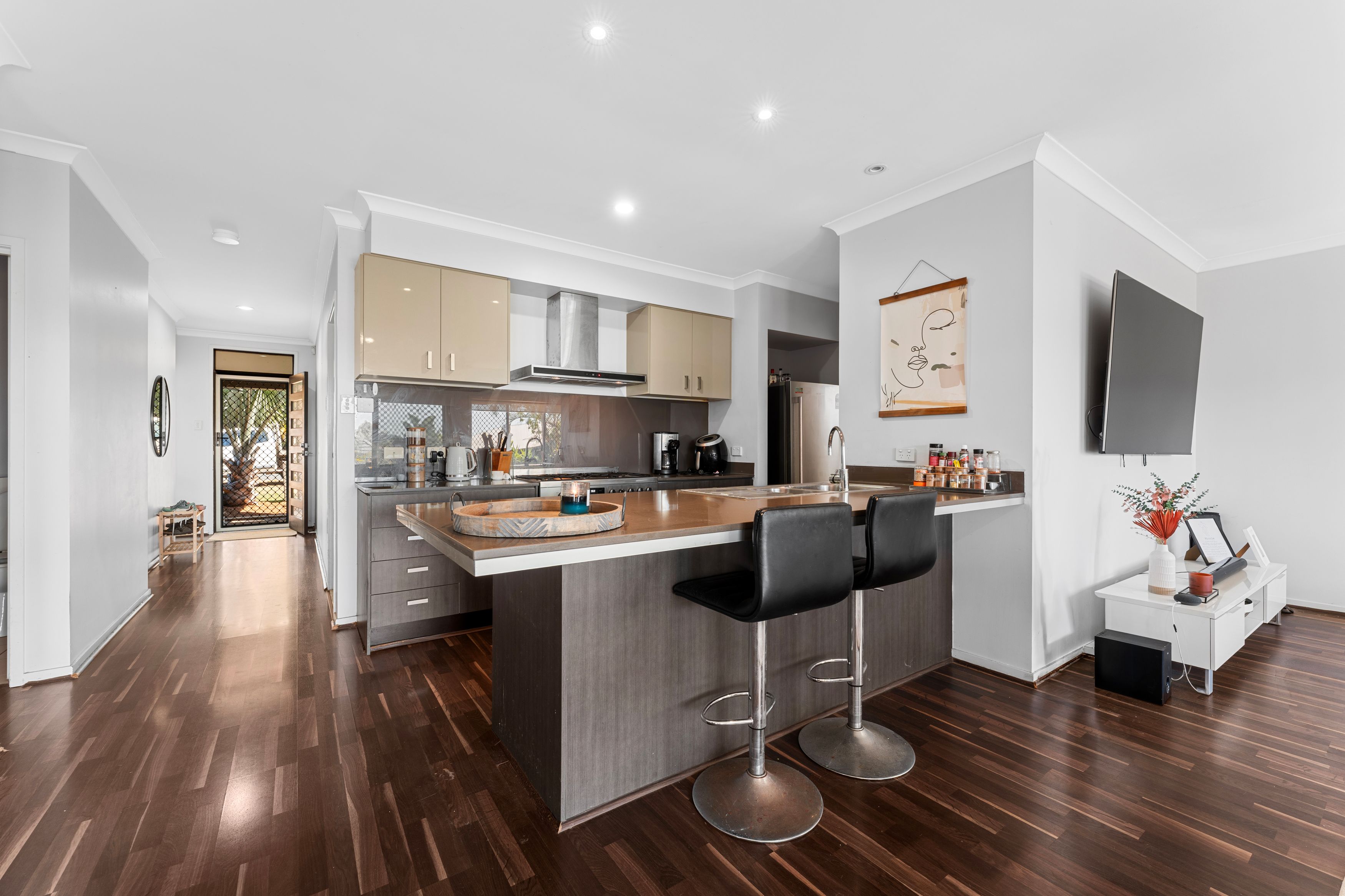 4 Smudgee Close — photo 4 of 24
