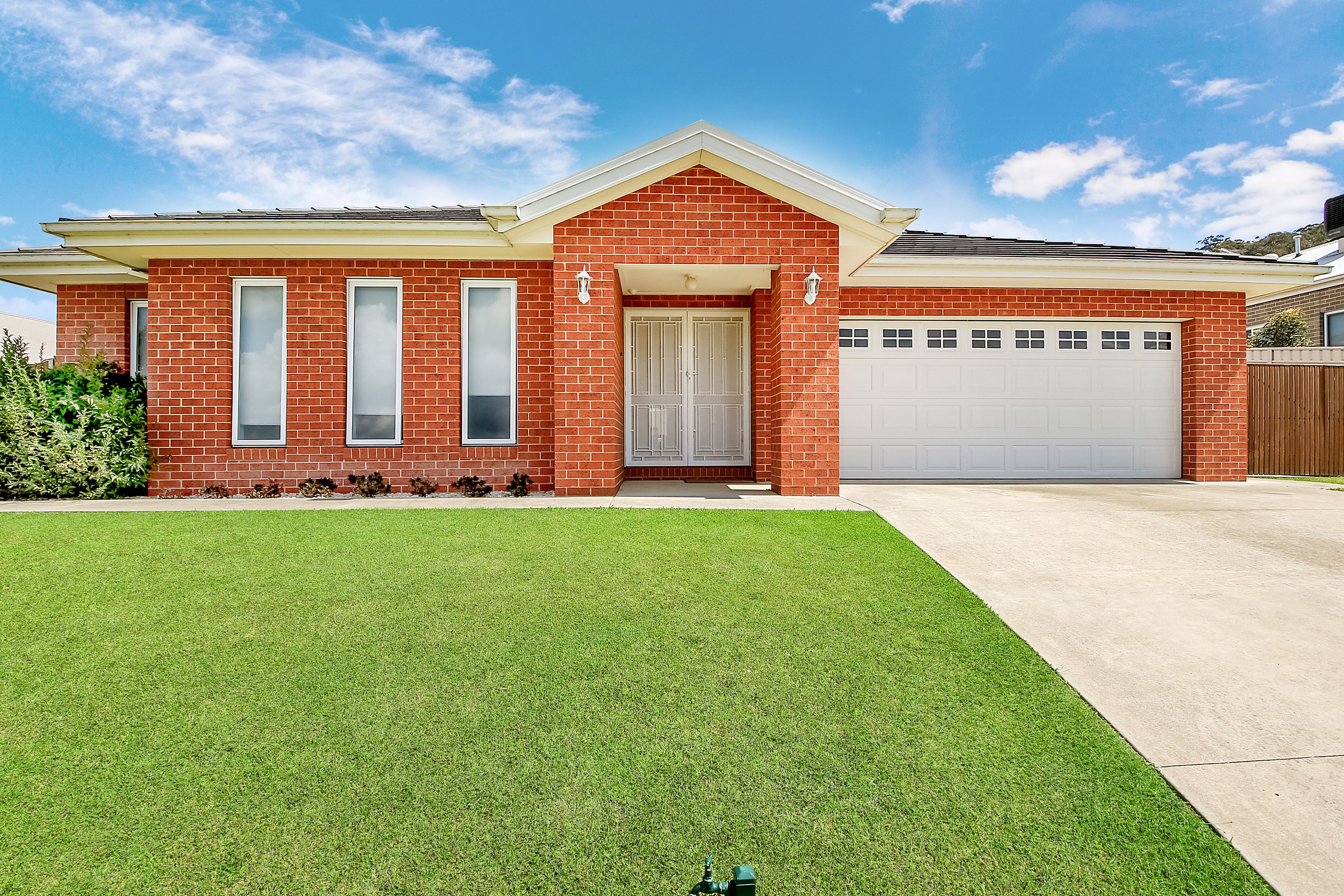 11 Dempster Place, Leneva VIC 3691
