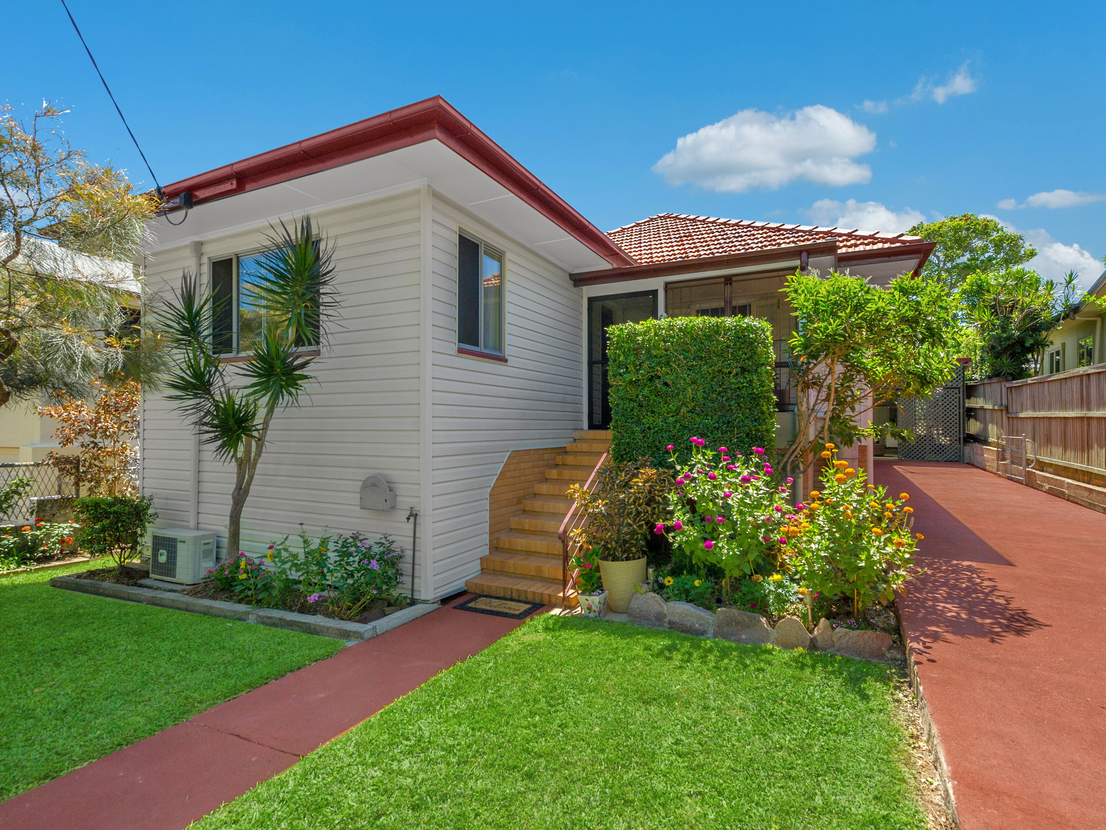 11 Clark Street, Kalinga, QLD 4030