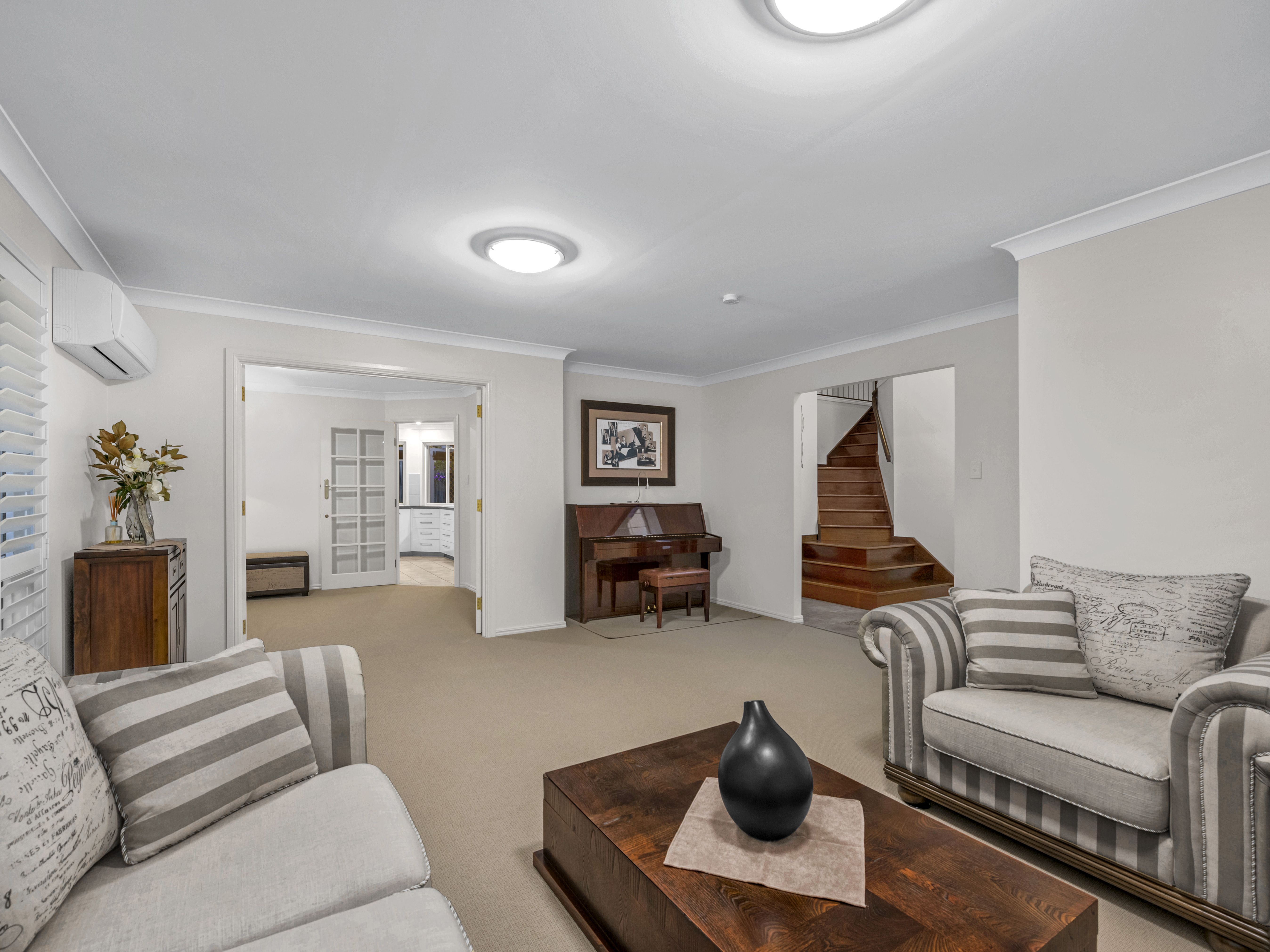 32 Redford Crescent, McDowall, QLD 4053